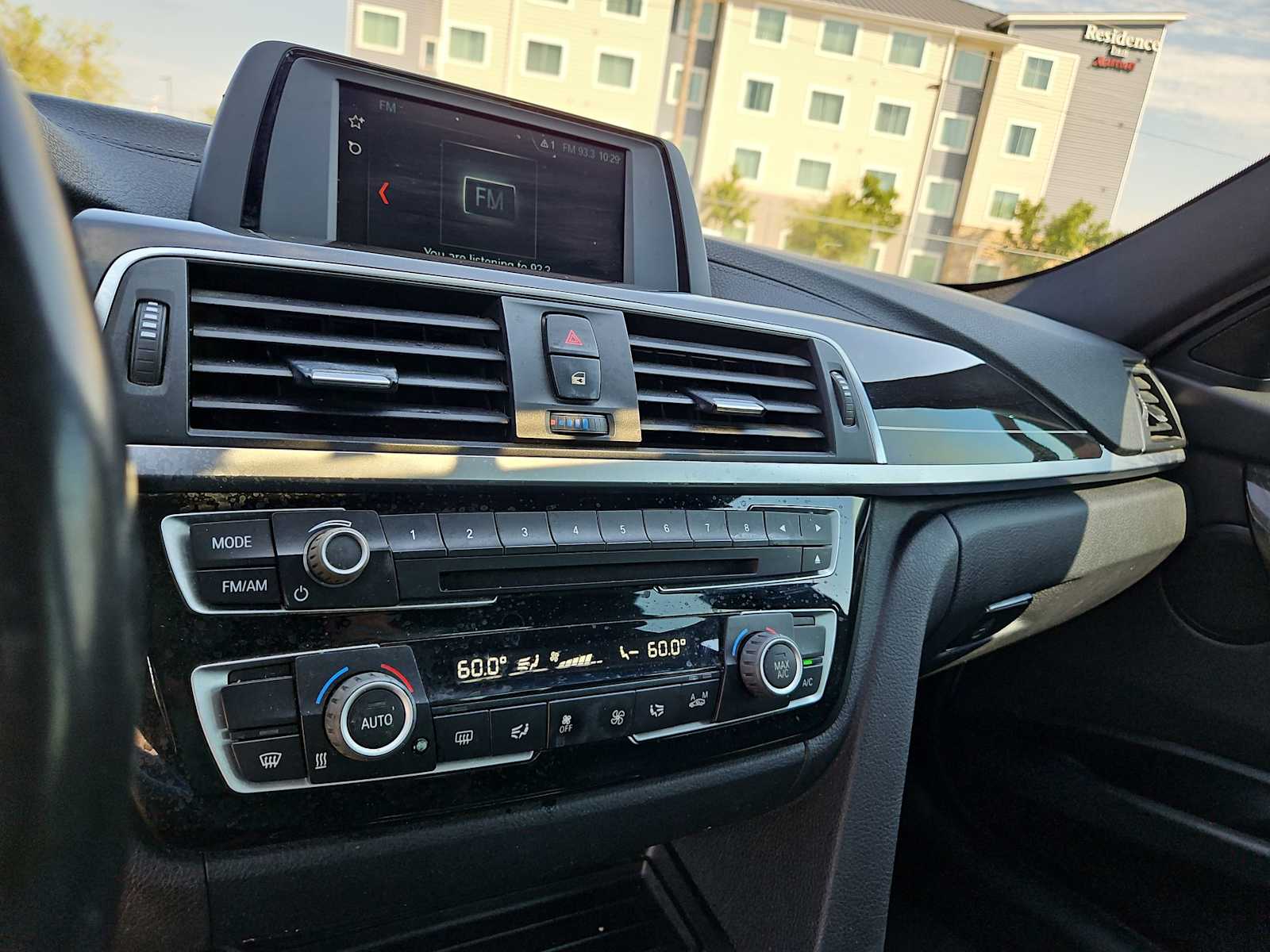 Thumbnail: 2018 BMW 3 Series - 26