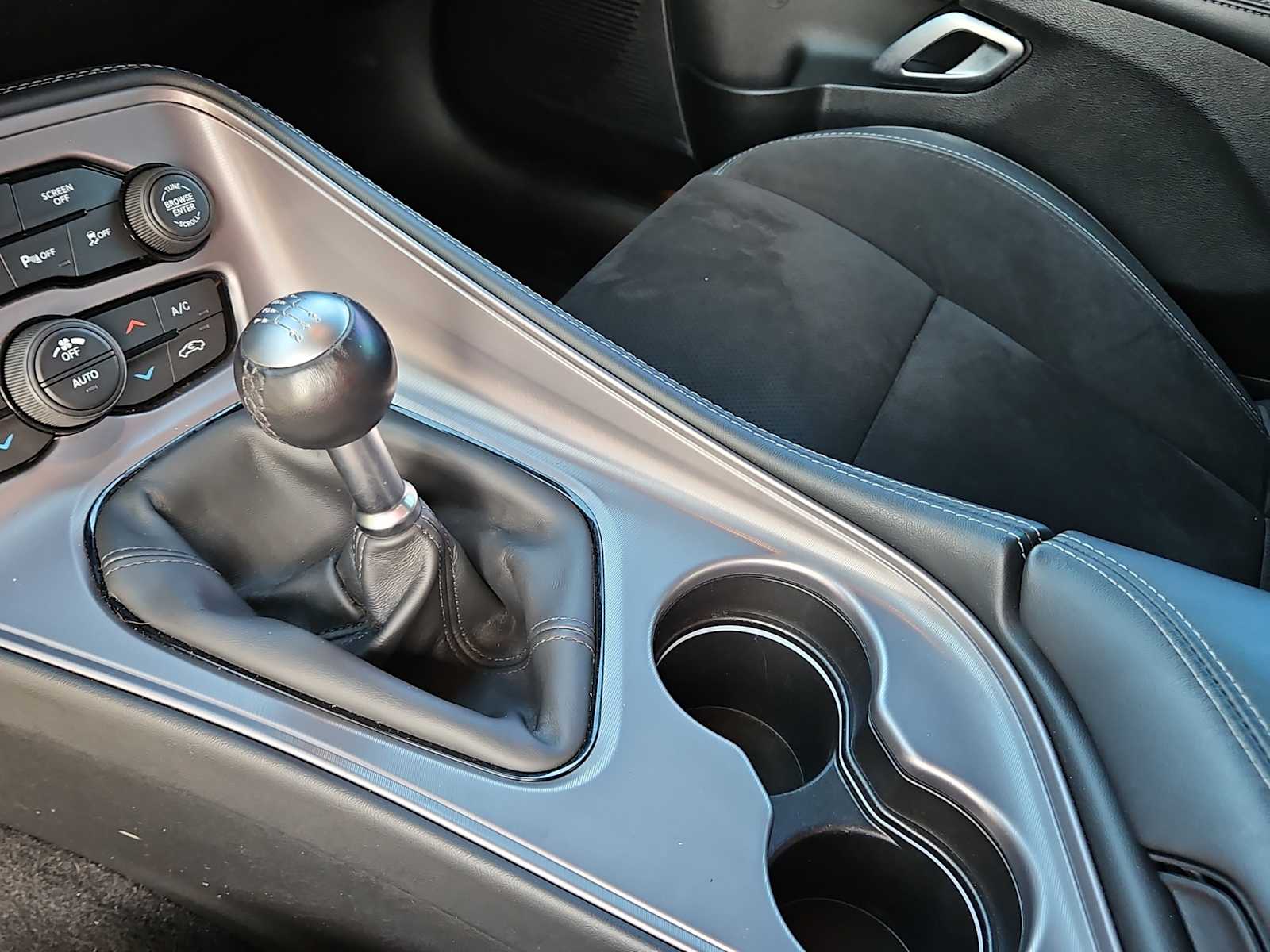 Thumbnail: 2023 Dodge Challenger - 20