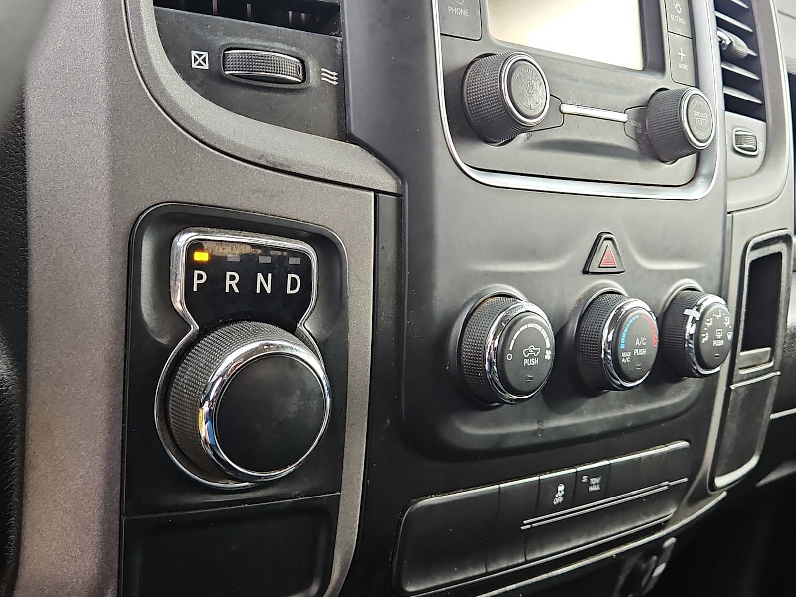 Thumbnail: 2021 RAM 1500 Classic - 21