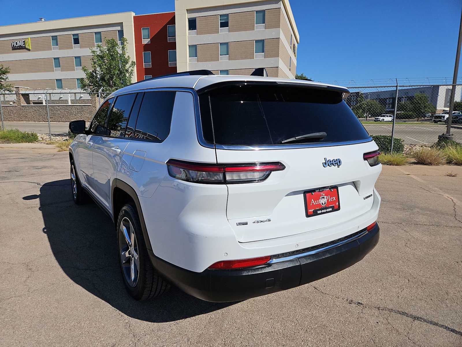 Thumbnail: 2021 Jeep Grand Cherokee L - 12