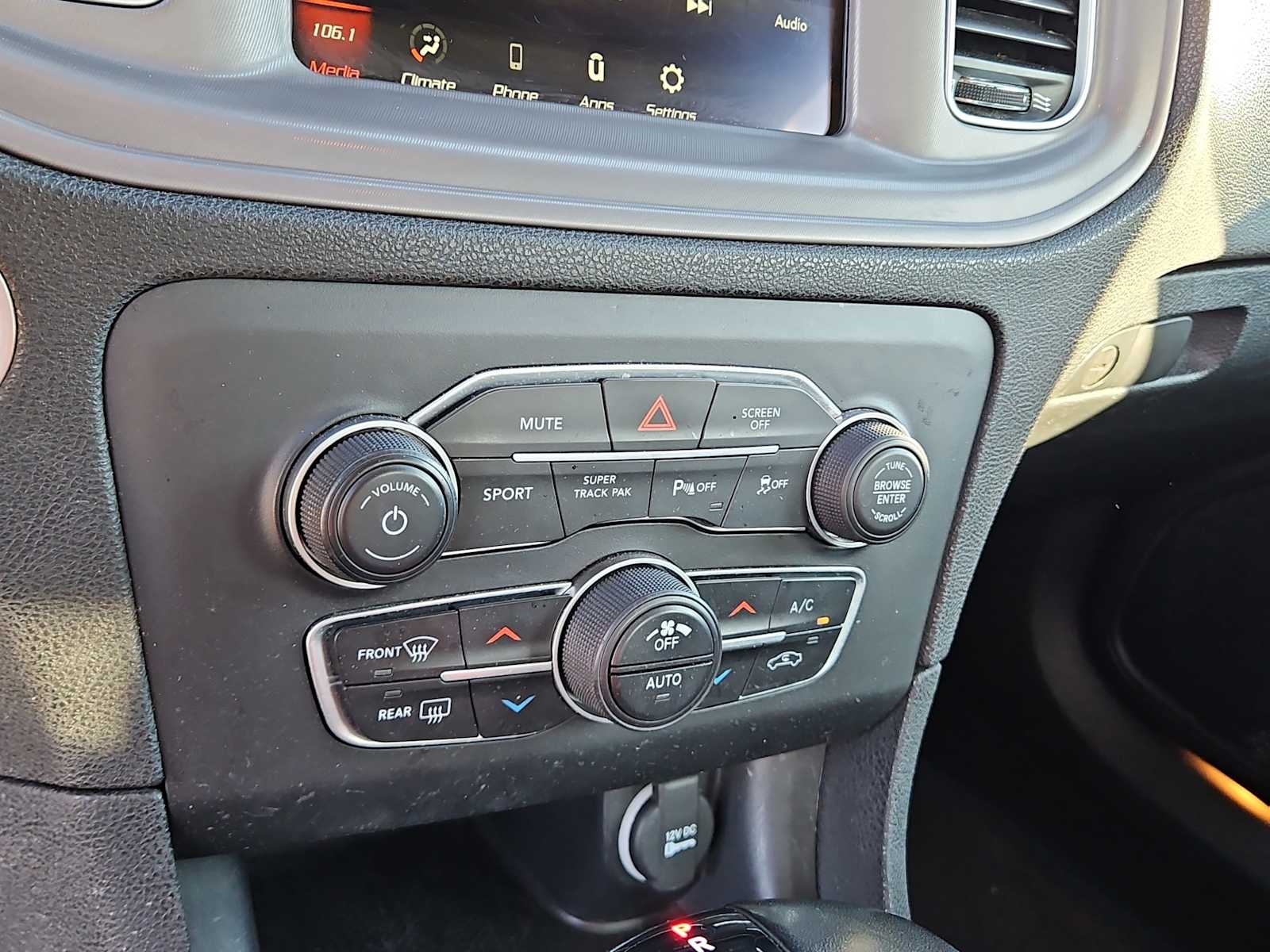 Thumbnail: 2023 Dodge Charger - 24