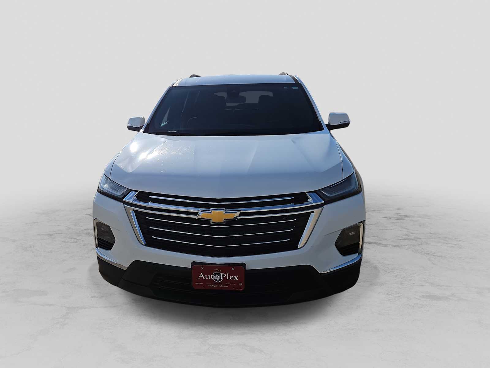 Thumbnail: 2023 Chevrolet Traverse - 3