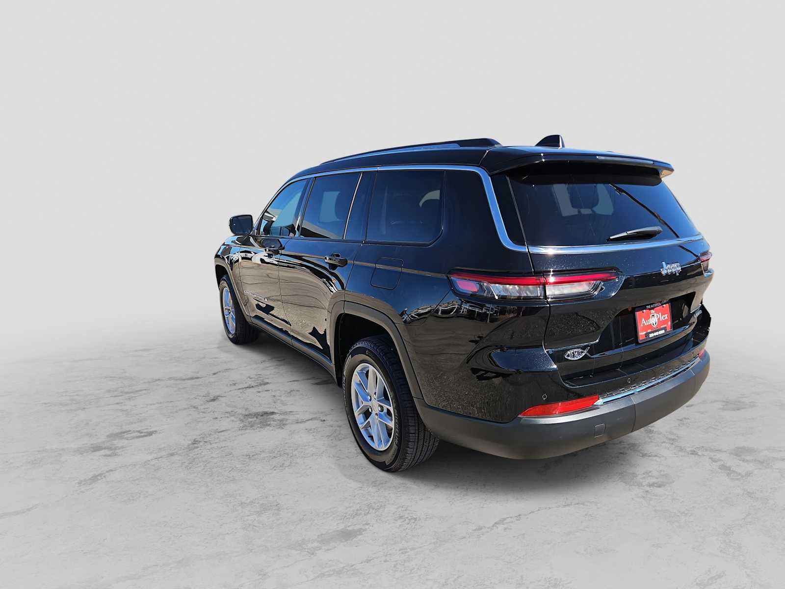 Thumbnail: 2024 Jeep Grand Cherokee L - 6