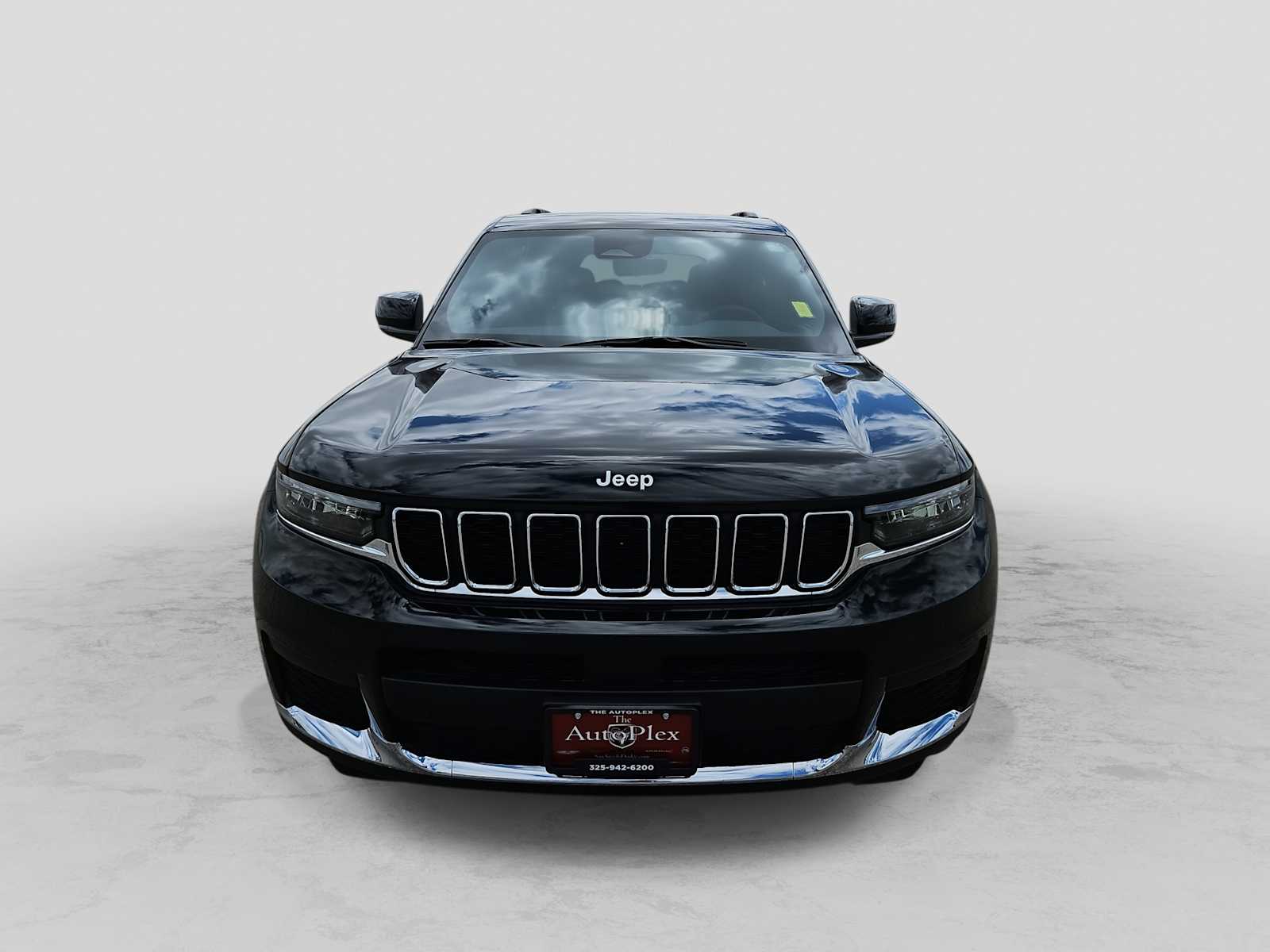 Thumbnail: 2025 Jeep Grand Cherokee L - 3