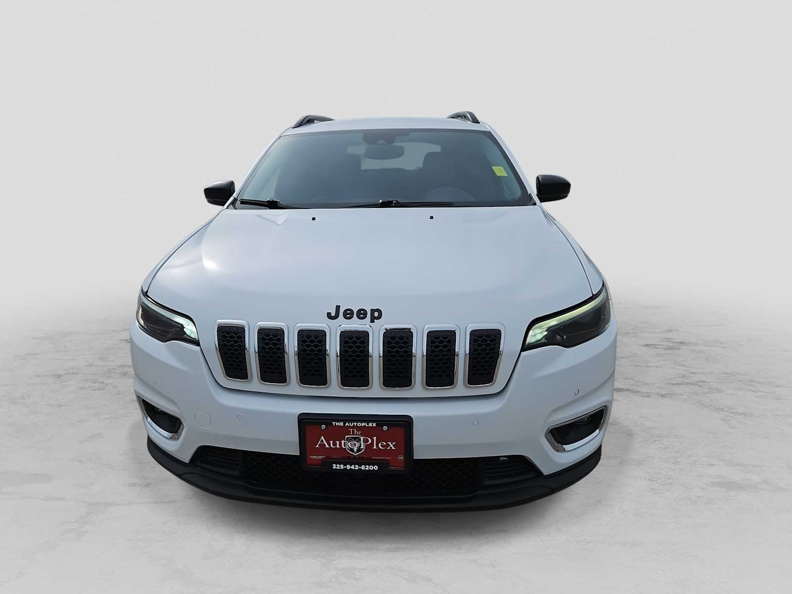 Thumbnail: 2023 Jeep Cherokee - 3