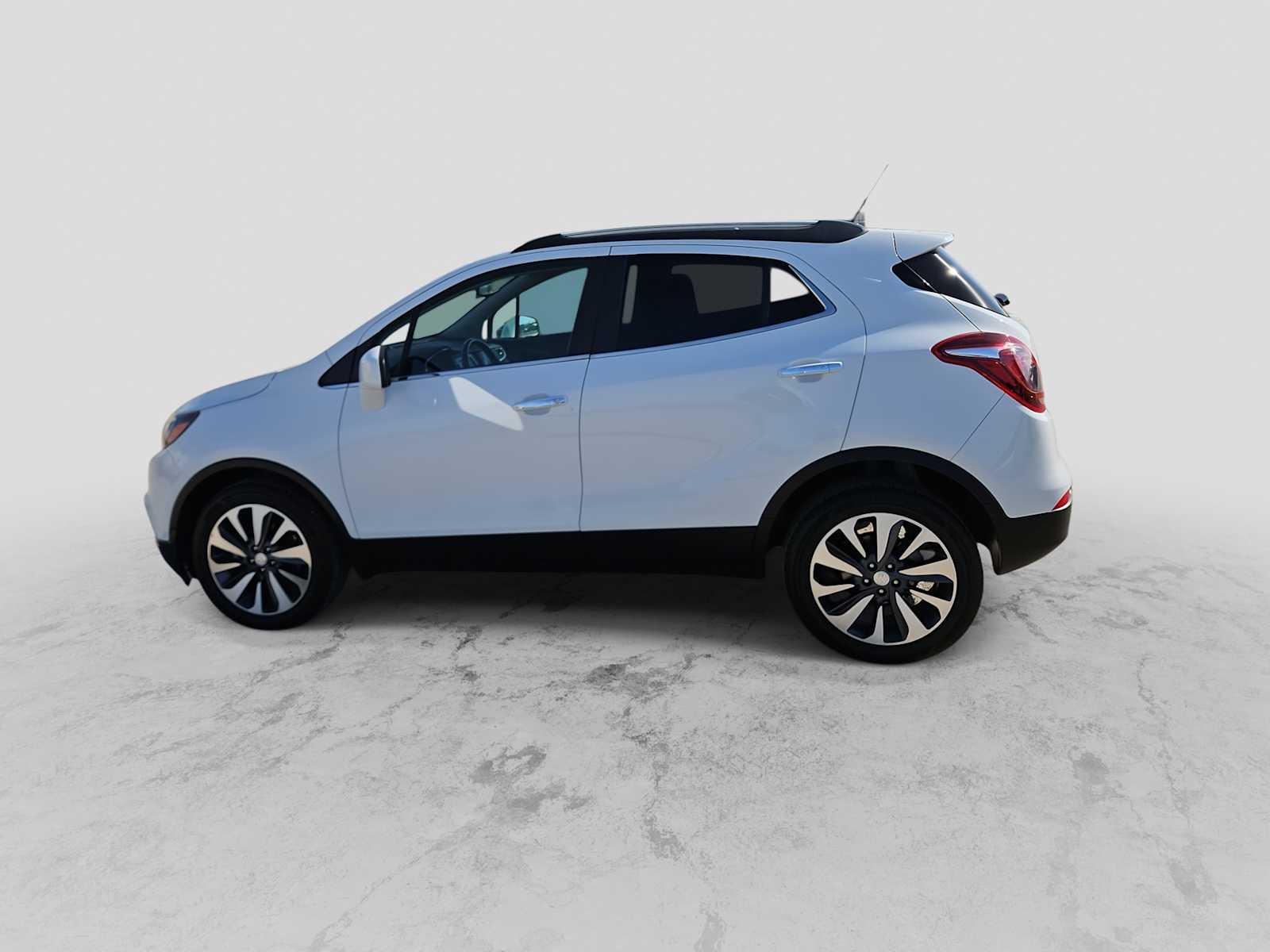 Thumbnail: 2022 Buick Encore - 5