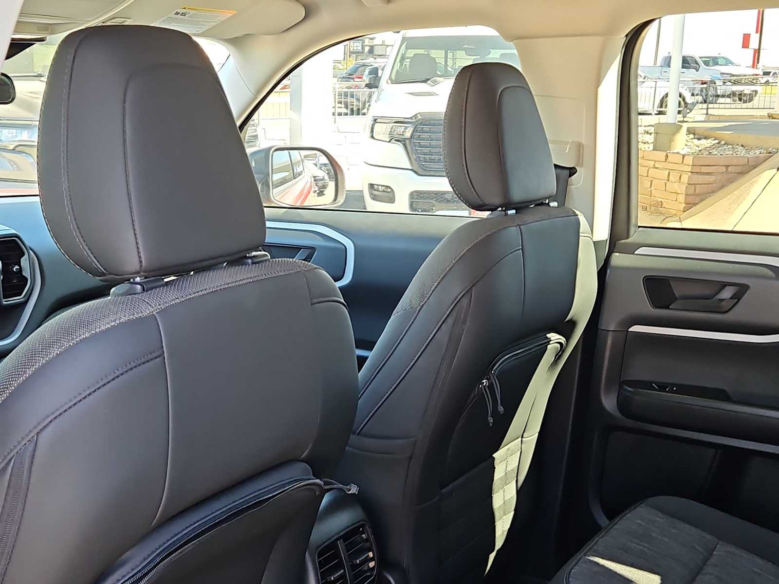 Thumbnail: 2023 Ford Bronco Sport - 14