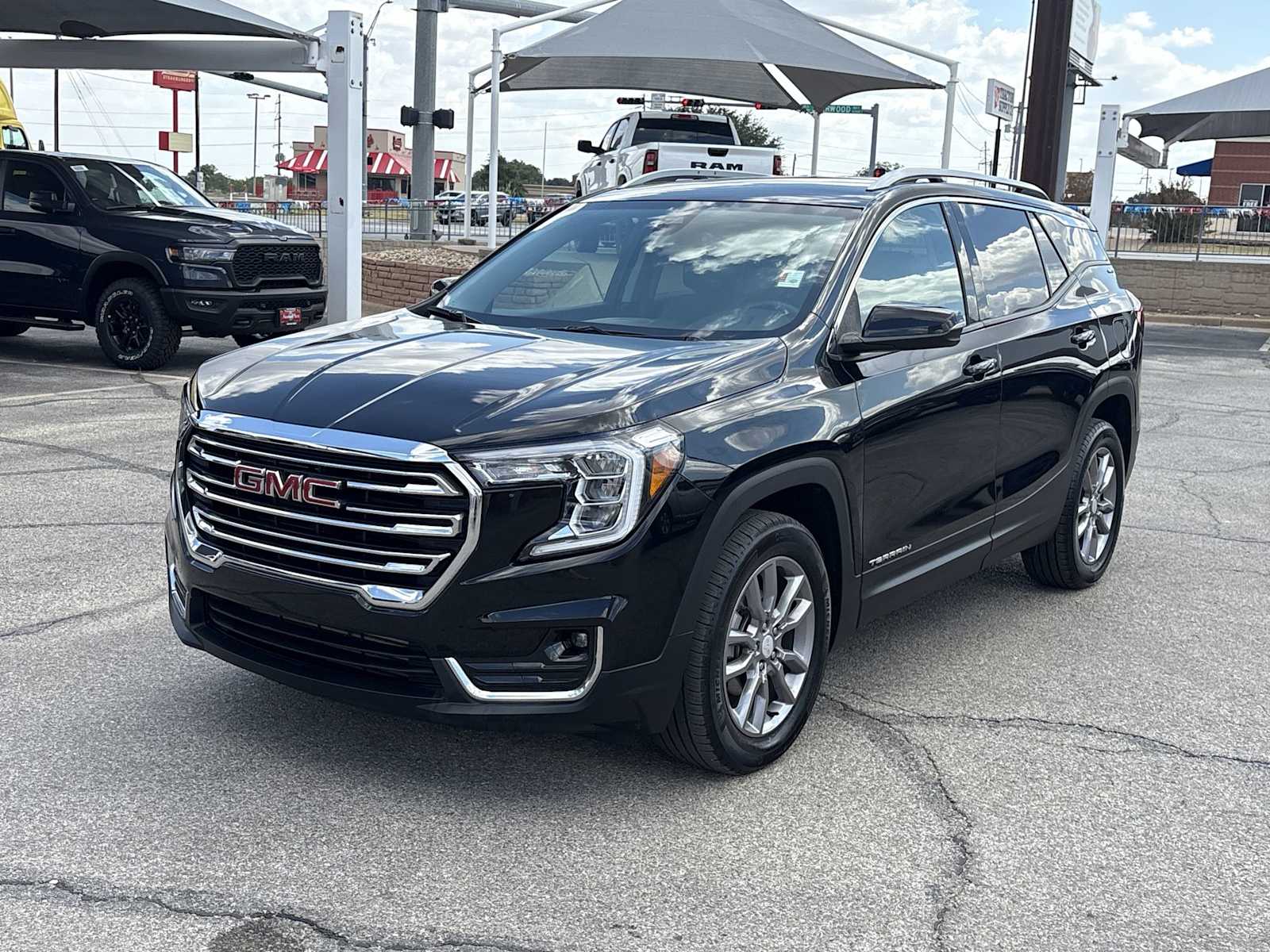 Thumbnail: 2024 GMC Terrain - 4
