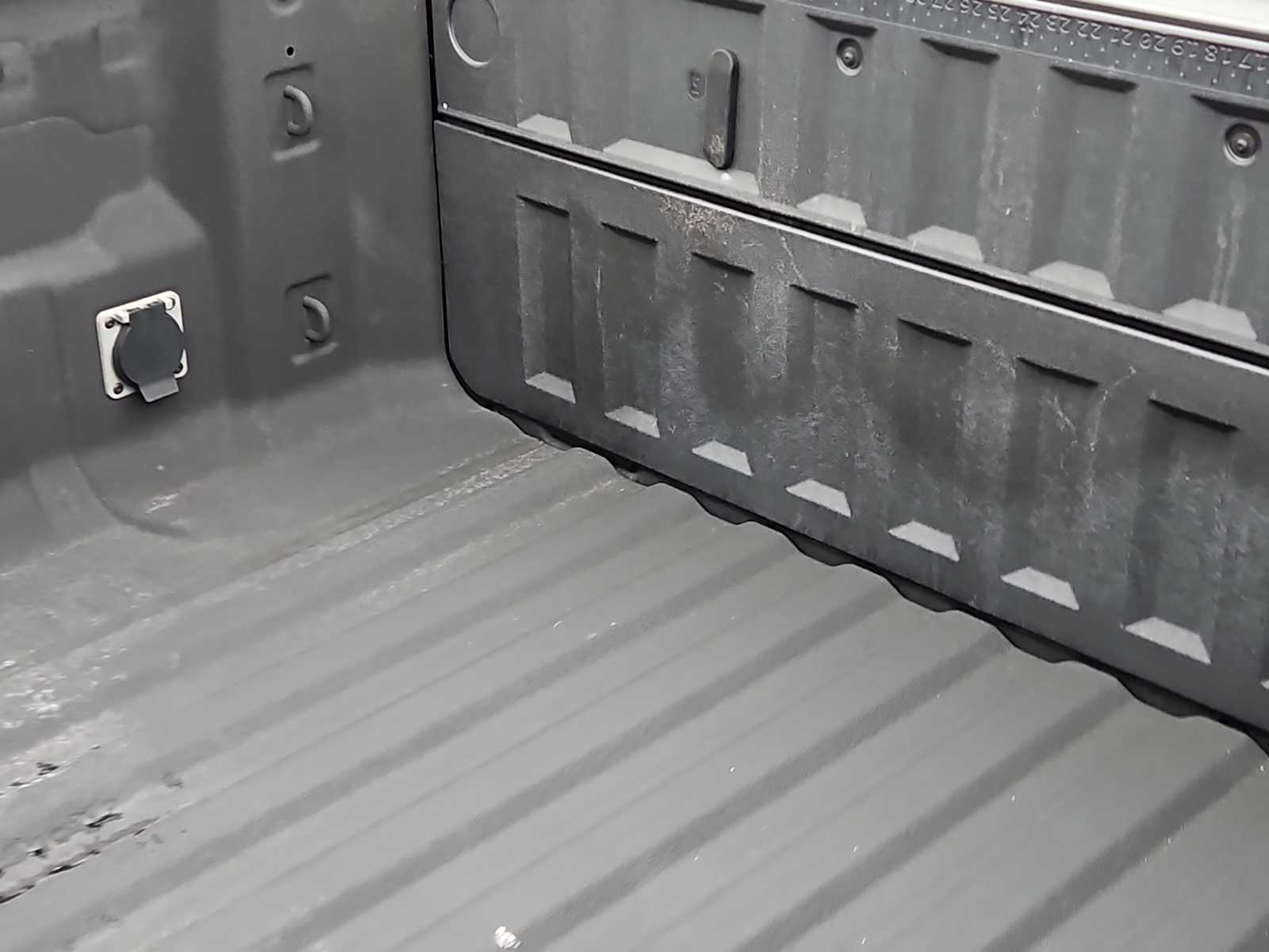 Thumbnail: 2024 Chevrolet Colorado - 23