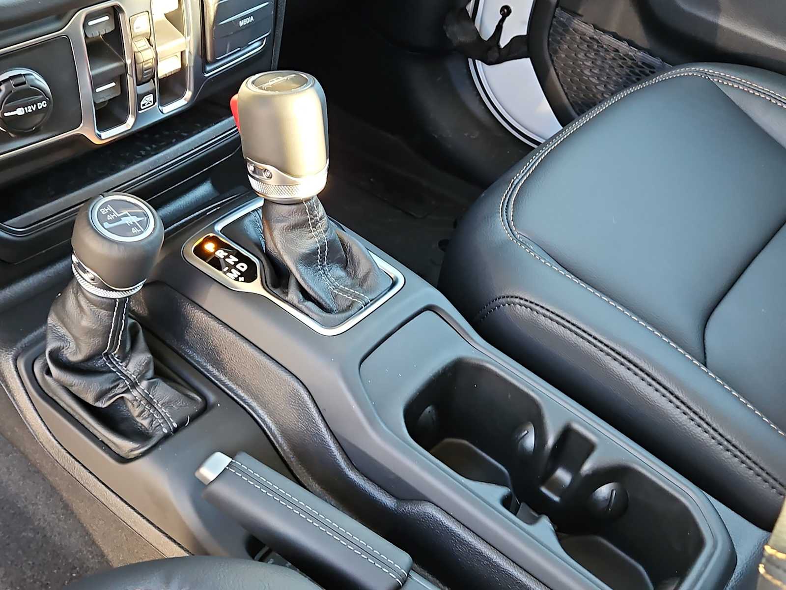 Thumbnail: 2026 Jeep Gladiator - 20