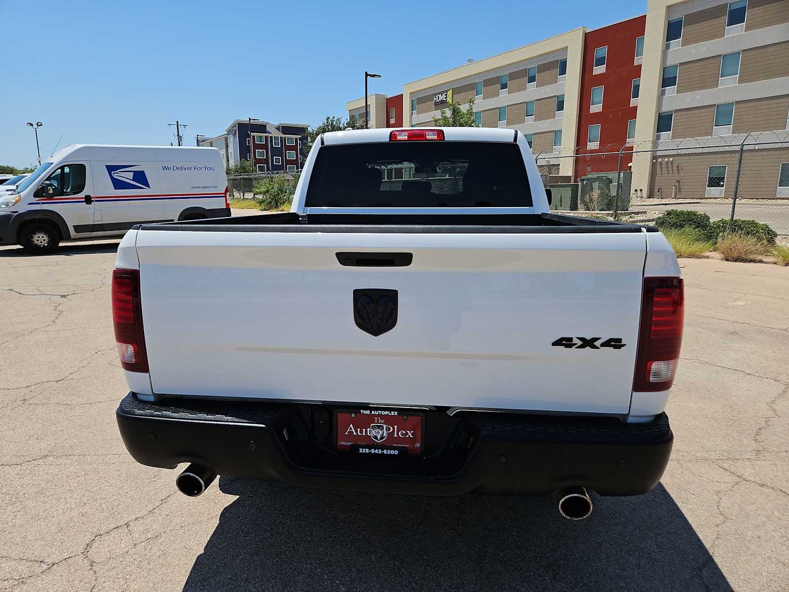 Thumbnail: 2021 RAM 1500 Classic - 13