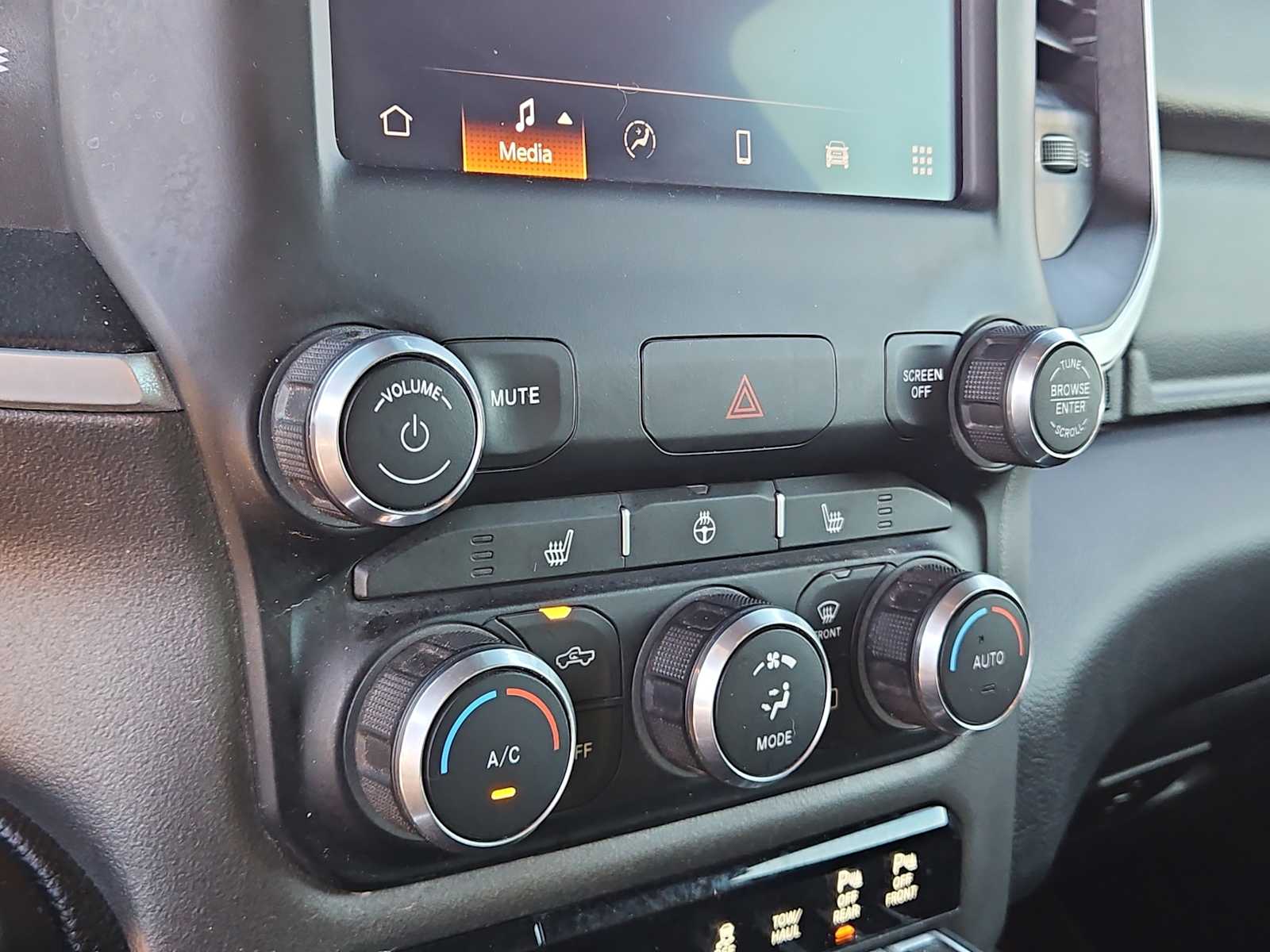 Thumbnail: 2022 RAM 1500 - 21