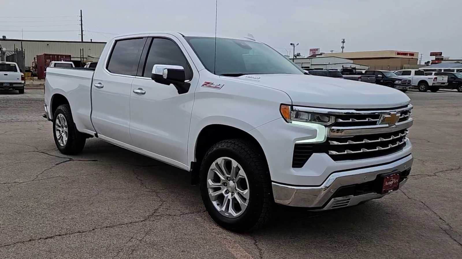 Used 2024 Chevrolet Silverado 1500 LTZ with VIN 1GCUDGE84RZ361141 for sale in San Angelo, TX