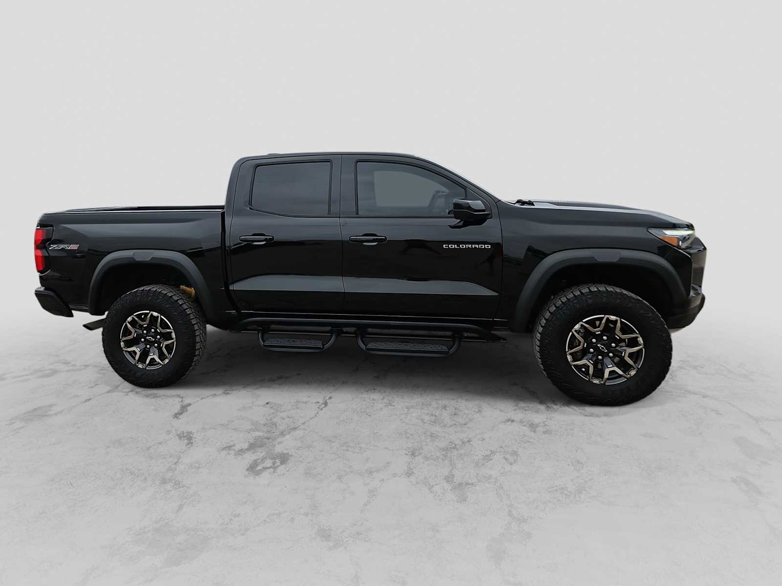 Thumbnail: 2024 Chevrolet Colorado - 9