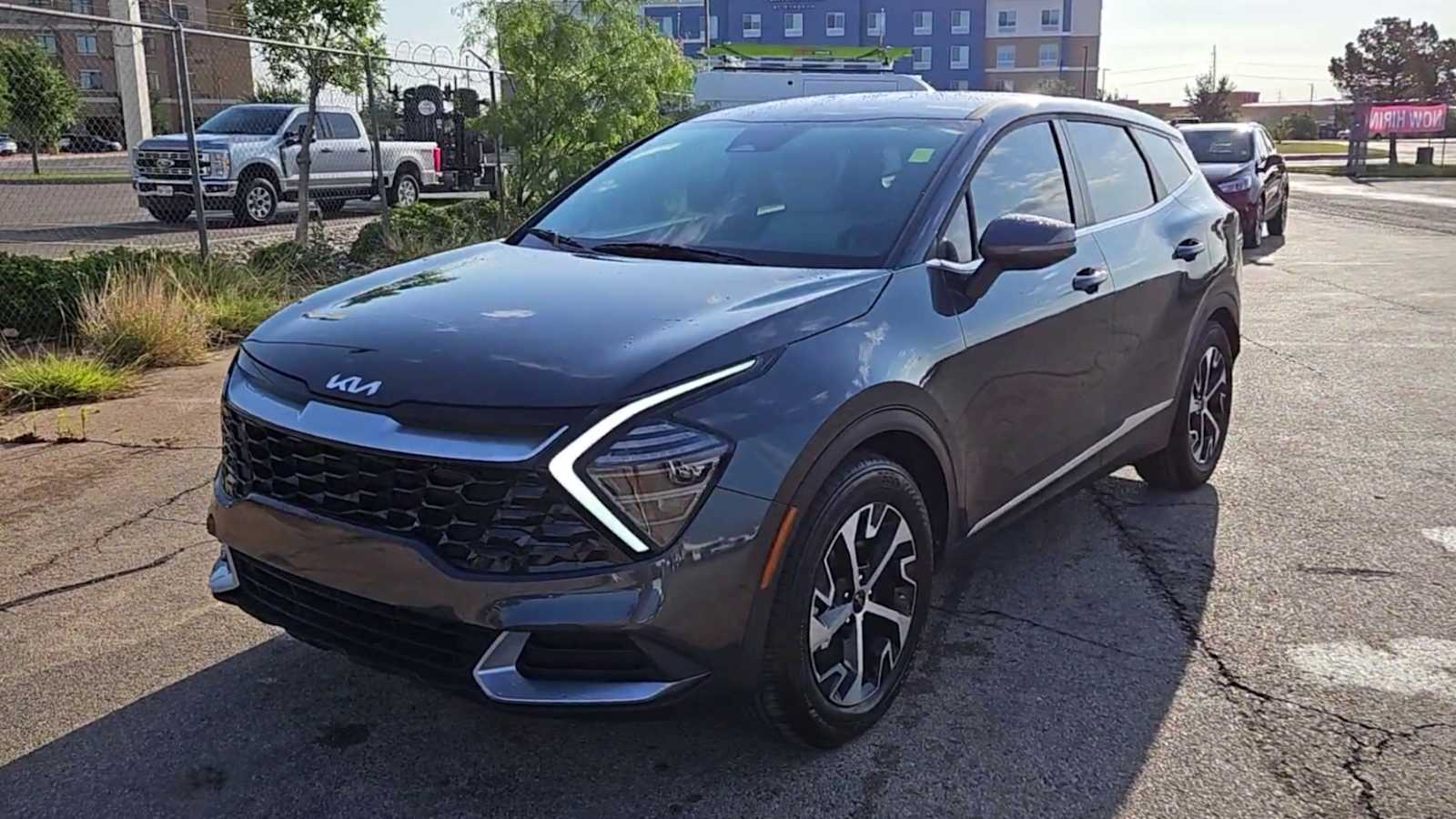 2025 Kia Sportage EX 3