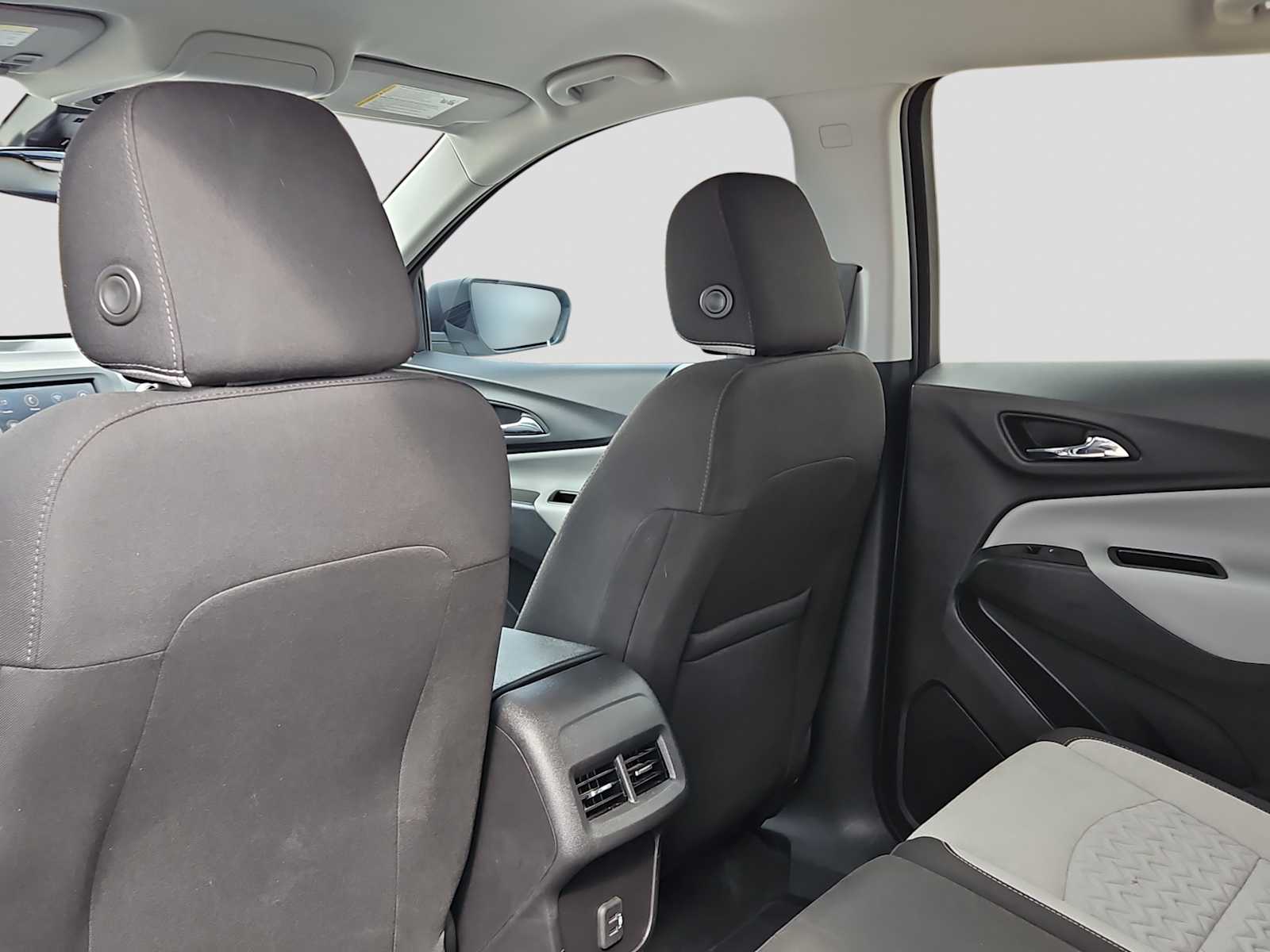 Thumbnail: 2023 Chevrolet Equinox - 16