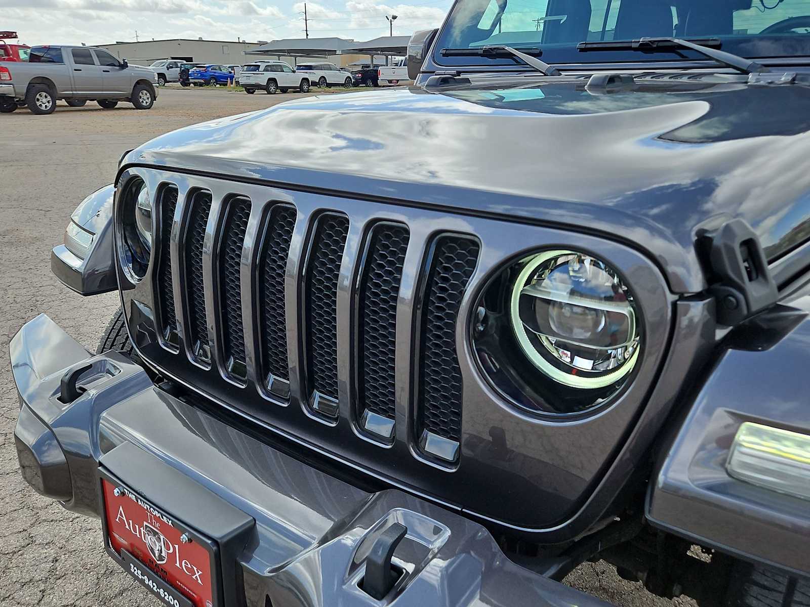 Thumbnail: 2021 Jeep Wrangler - 17