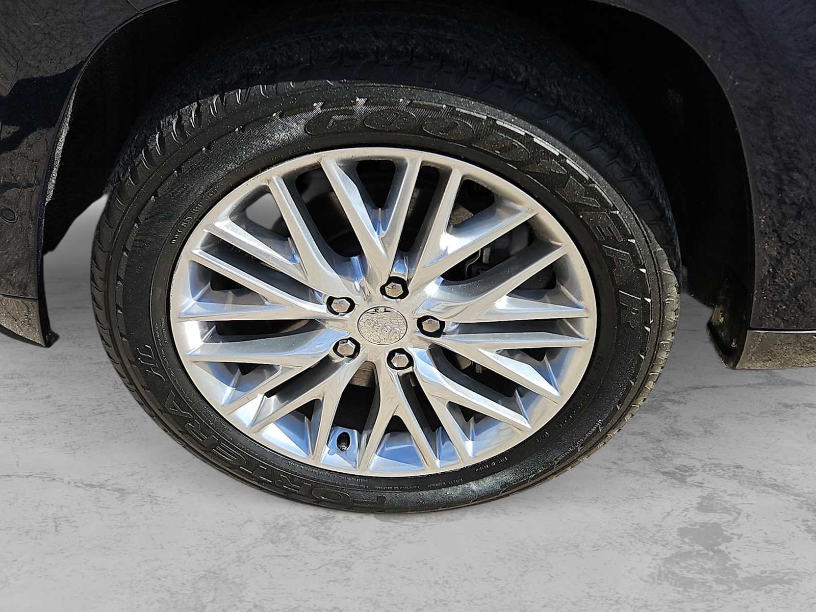 Thumbnail: 2017 Jeep Grand Cherokee - 12