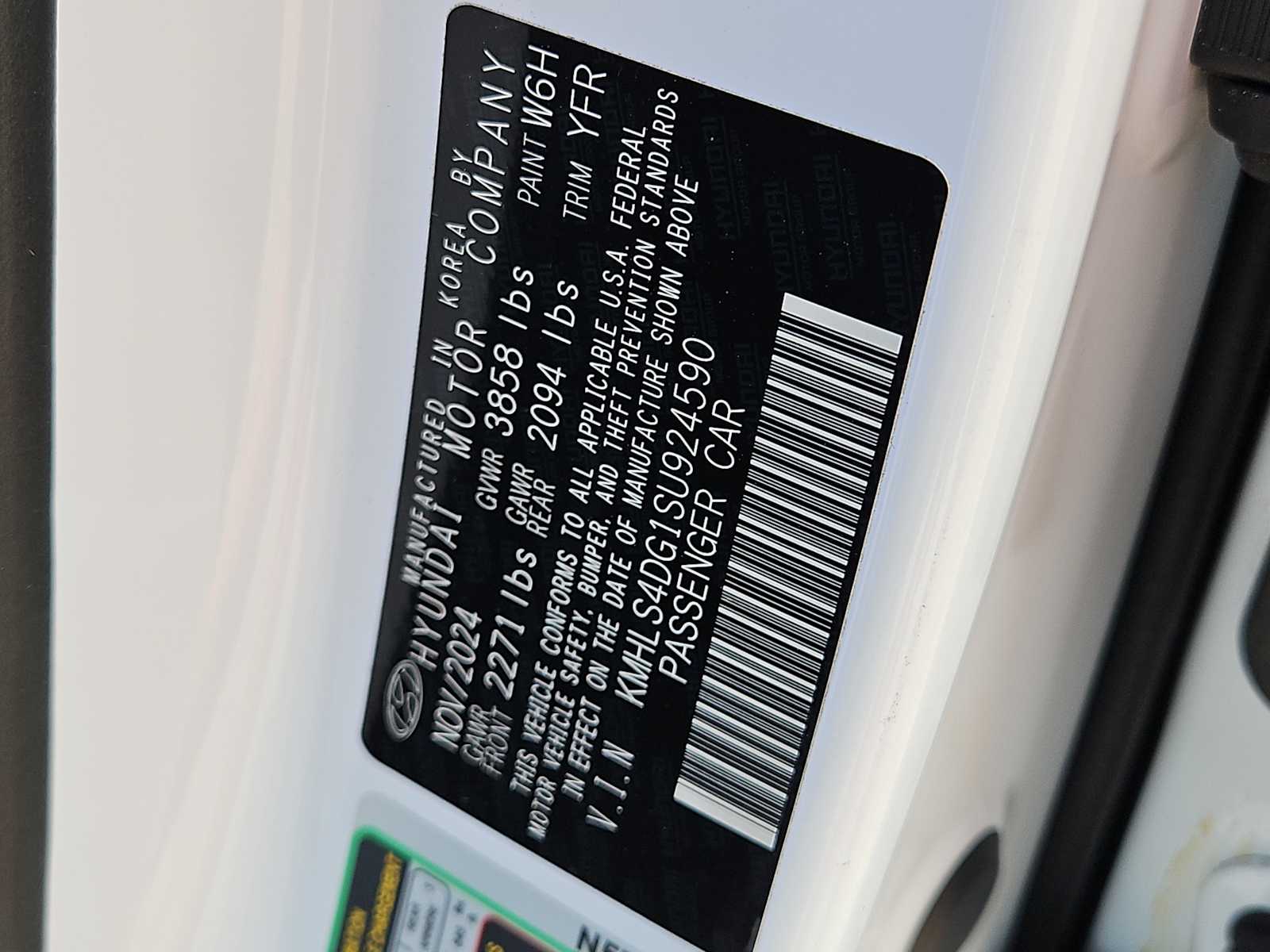 Thumbnail: 2025 Hyundai Elantra - 25