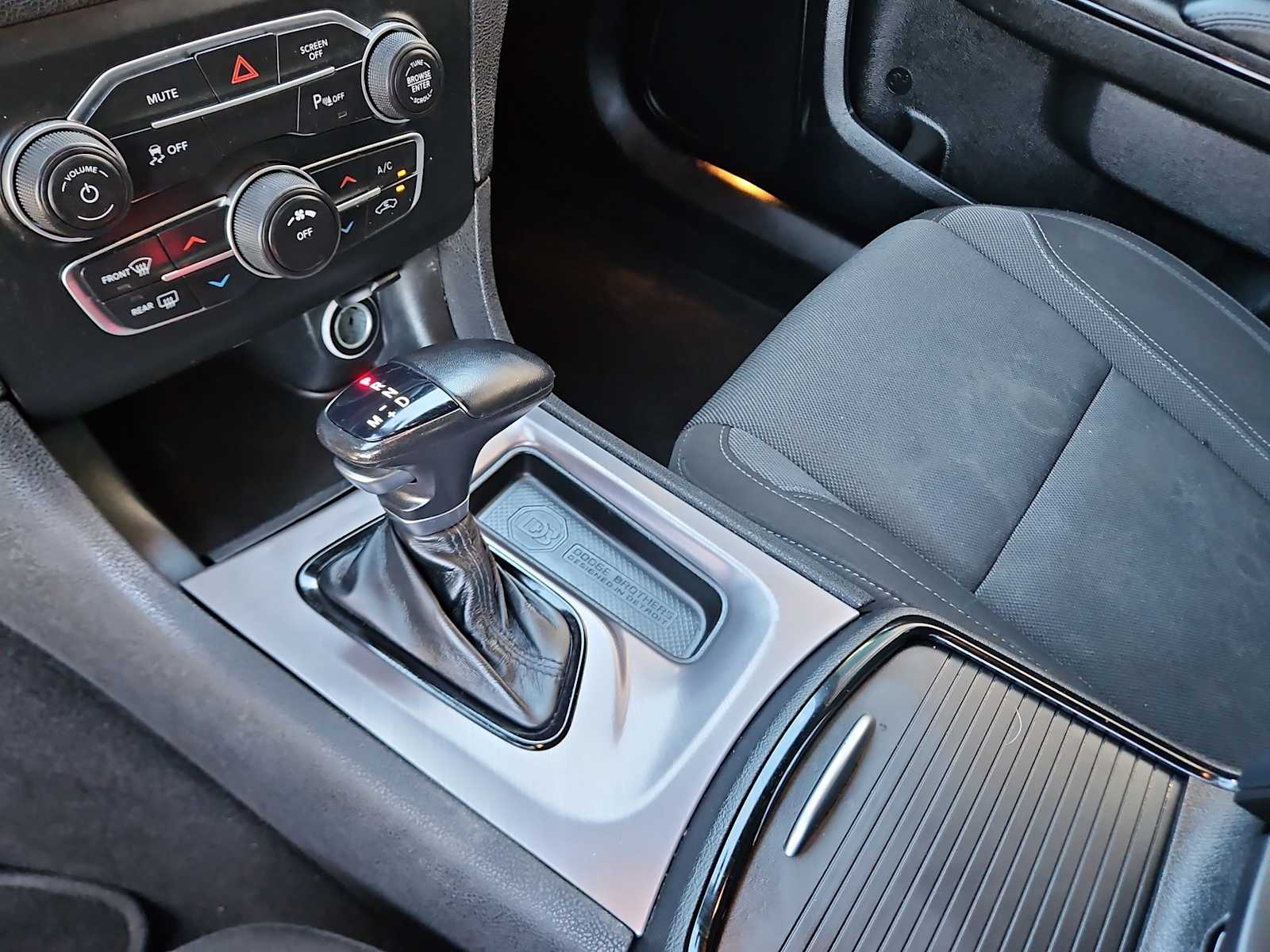 Thumbnail: 2022 Dodge Charger - 20