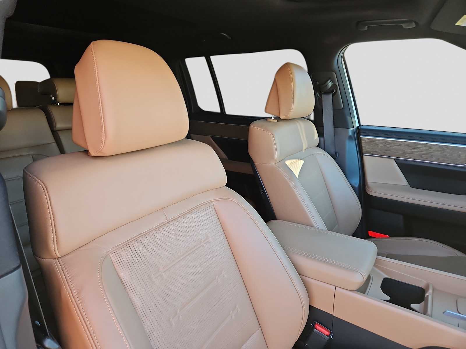 Thumbnail: 2025 Hyundai Santa Fe - 16