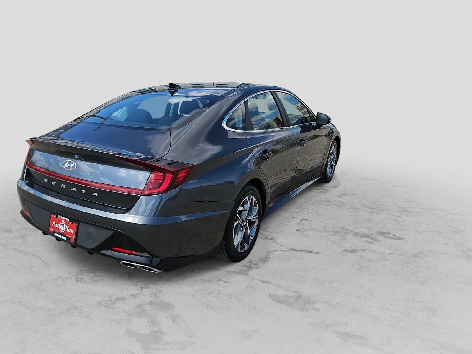 Thumbnail: 2022 Hyundai Sonata - 8