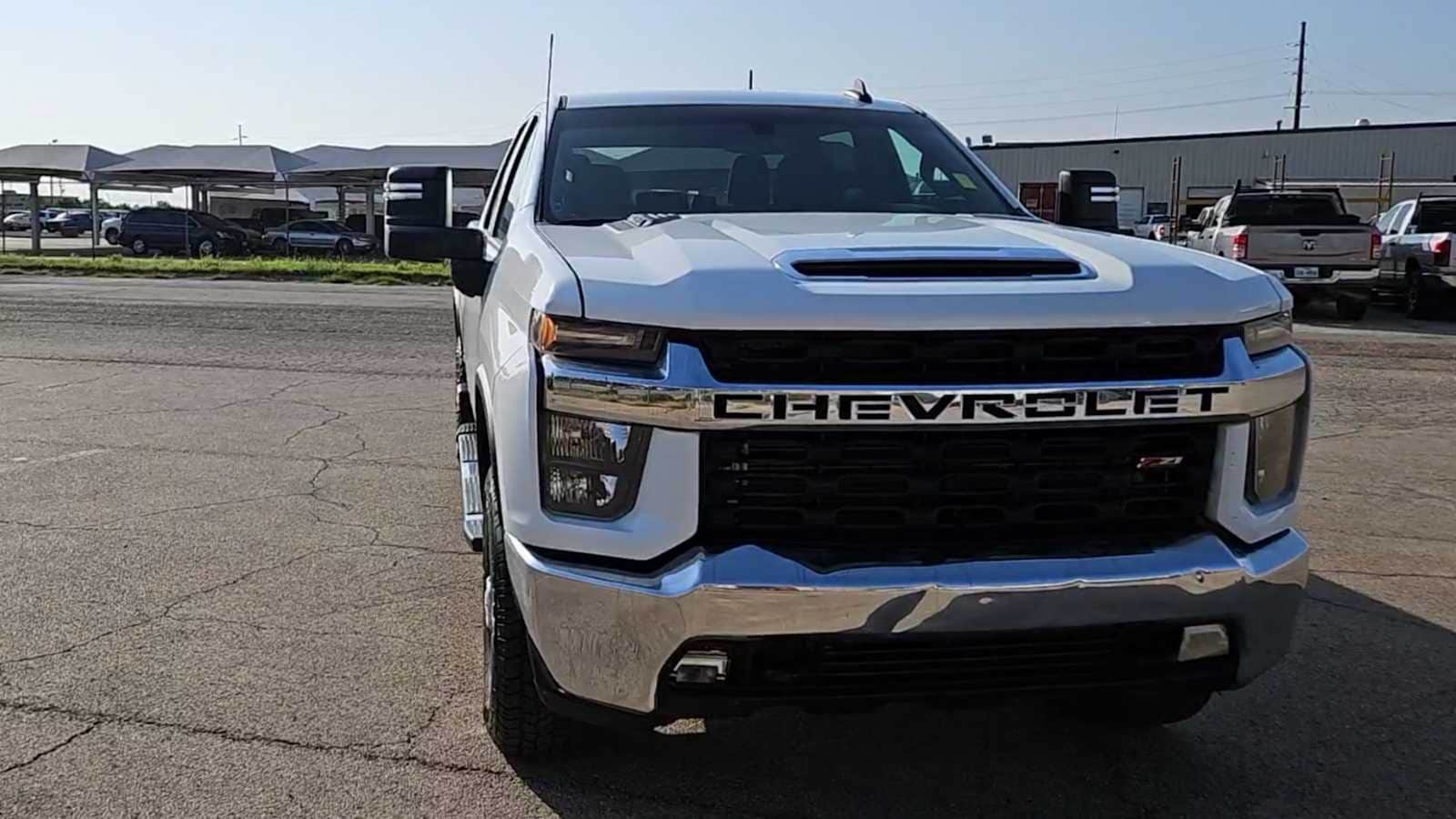 Used 2022 Chevrolet Silverado 2500HD LT with VIN 1GC1YNEY7NF353140 for sale in San Angelo, TX