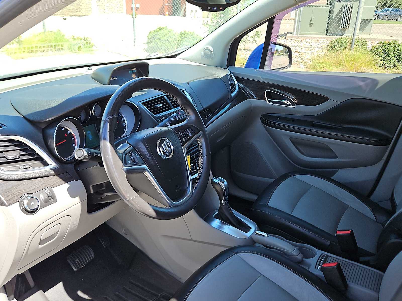 Thumbnail: 2014 Buick Encore - 10