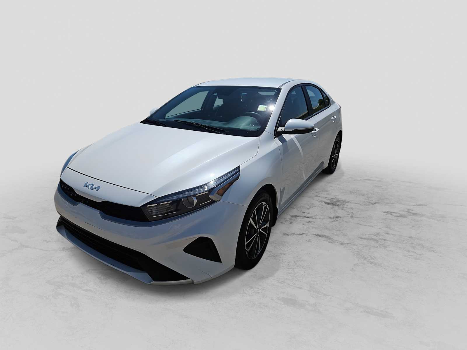 Thumbnail: 2022 Kia Forte - 4