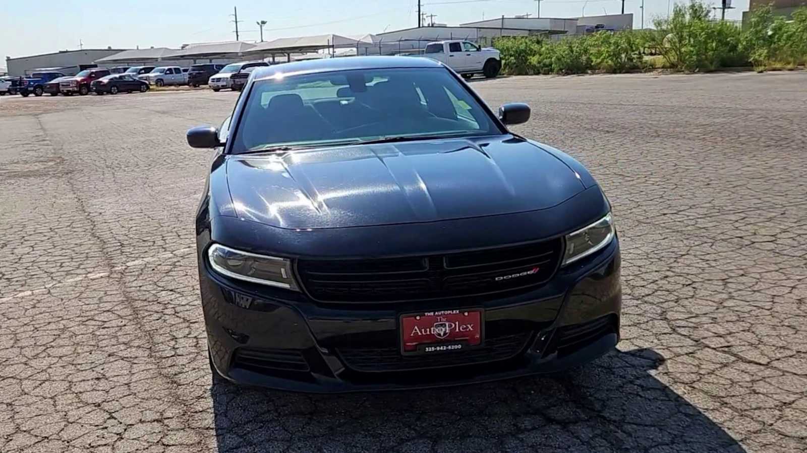 2023 Dodge Charger SXT photo 2