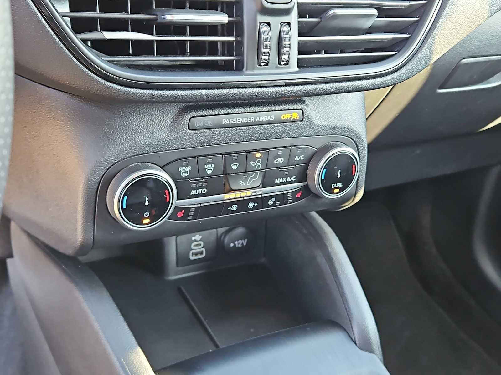 Thumbnail: 2024 Ford Escape - 24