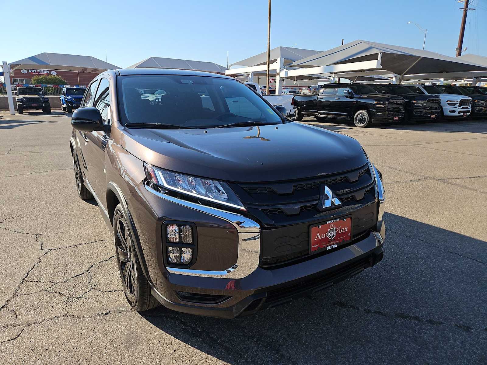 Thumbnail: 2024 Mitsubishi Outlander Sport - 2