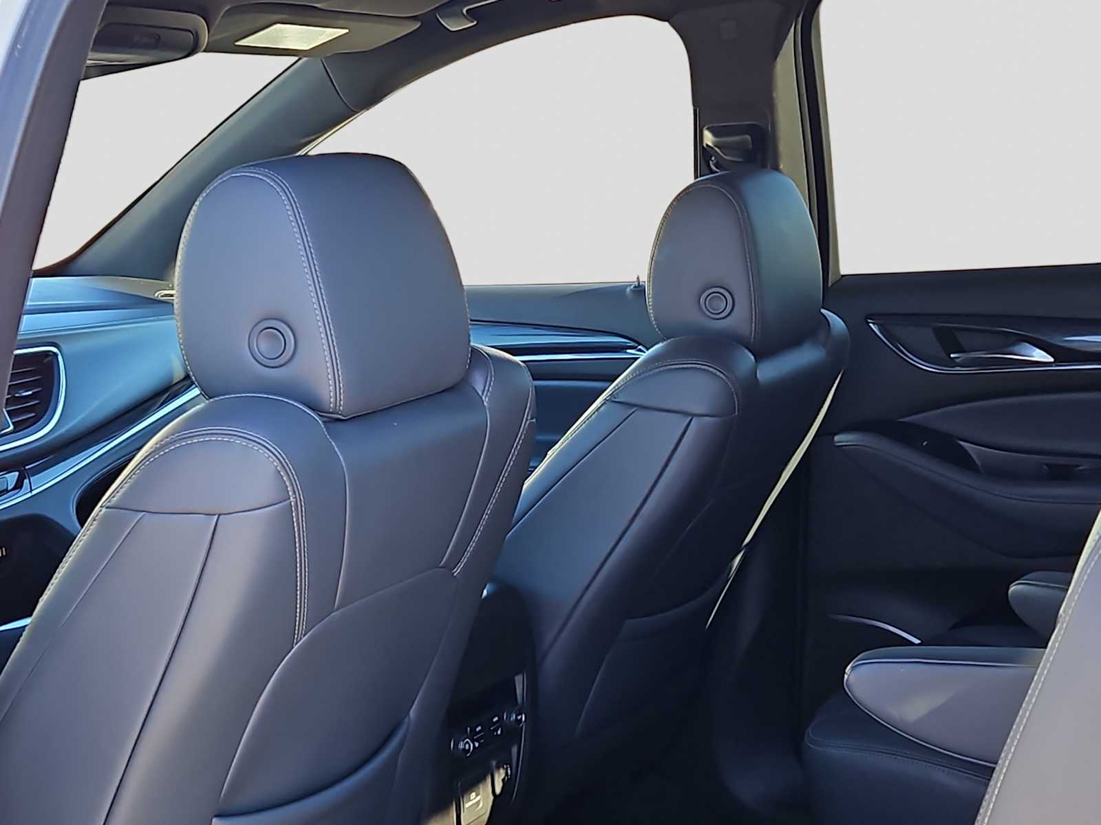 Thumbnail: 2022 Buick Enclave - 16