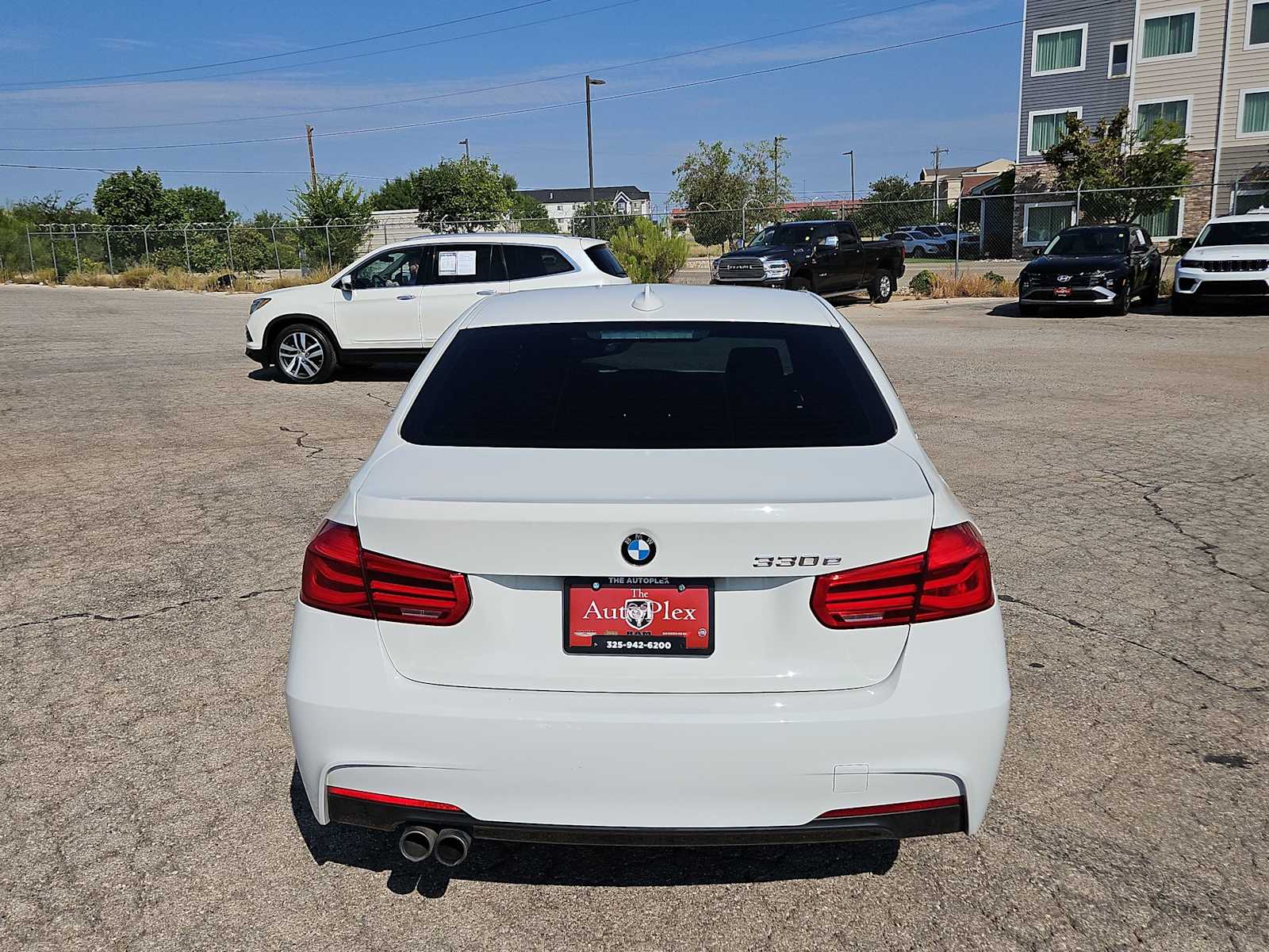 Thumbnail: 2018 BMW 3 Series - 13