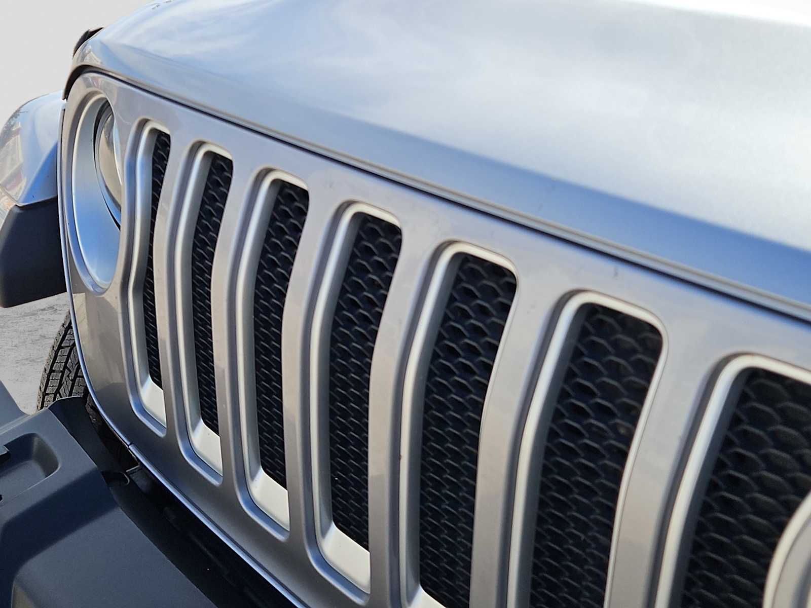 Thumbnail: 2020 Jeep Wrangler - 13