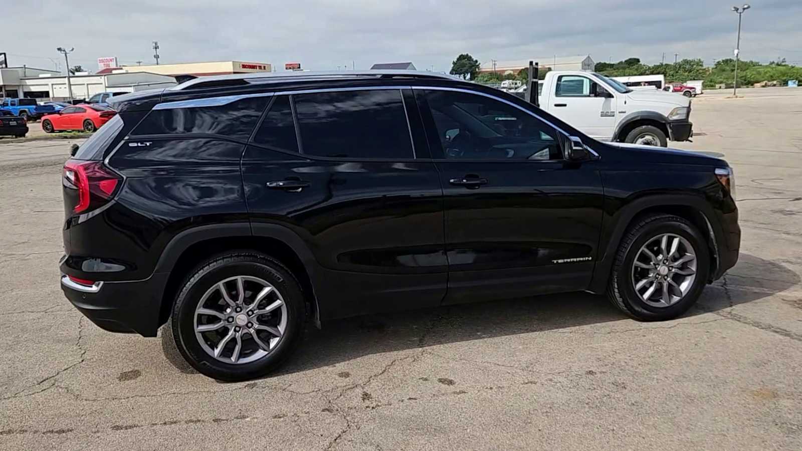 Thumbnail: 2024 GMC Terrain - 8