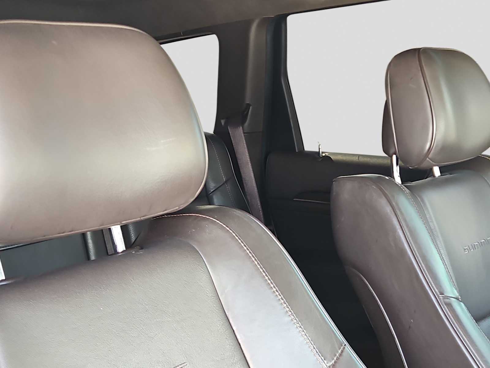 Thumbnail: 2017 Jeep Grand Cherokee - 18