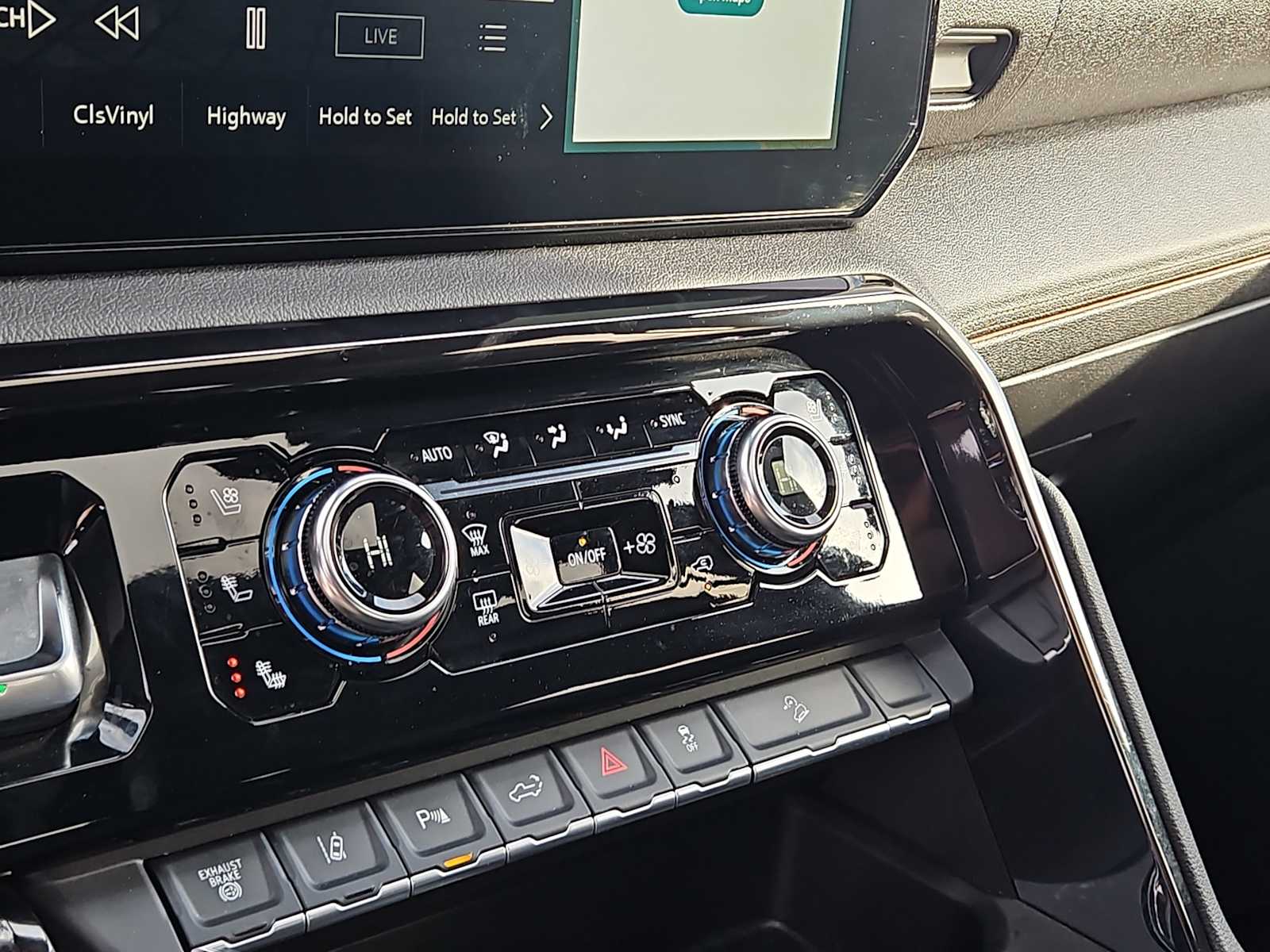 Thumbnail: 2025 GMC Sierra 2500 - 24