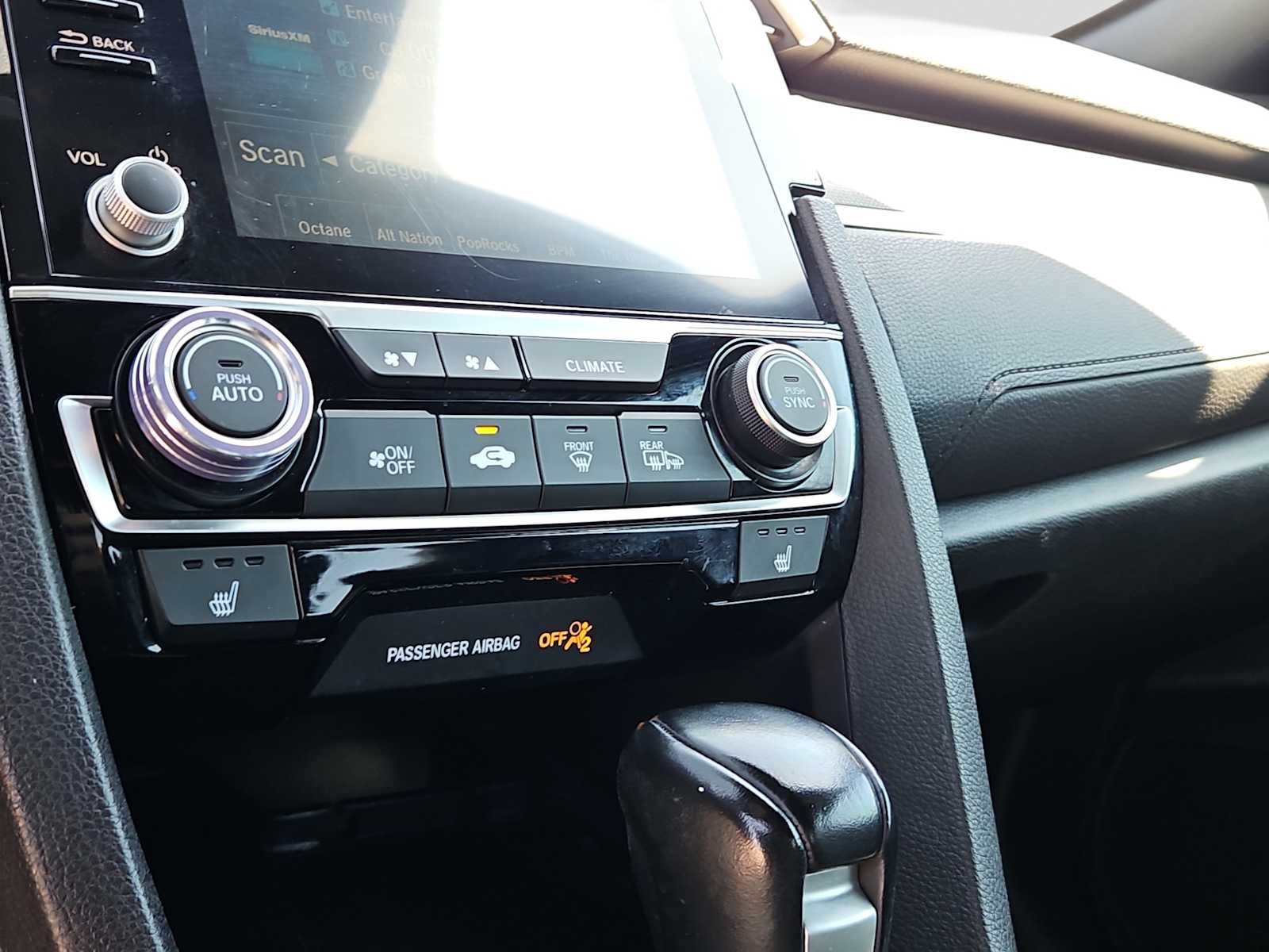 Thumbnail: 2019 Honda Civic - 21