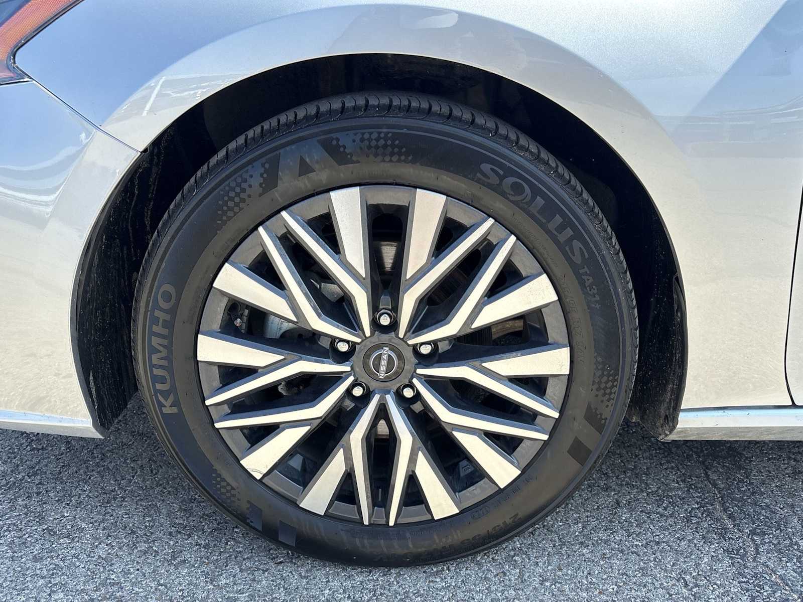 Thumbnail: 2024 Nissan Altima - 12