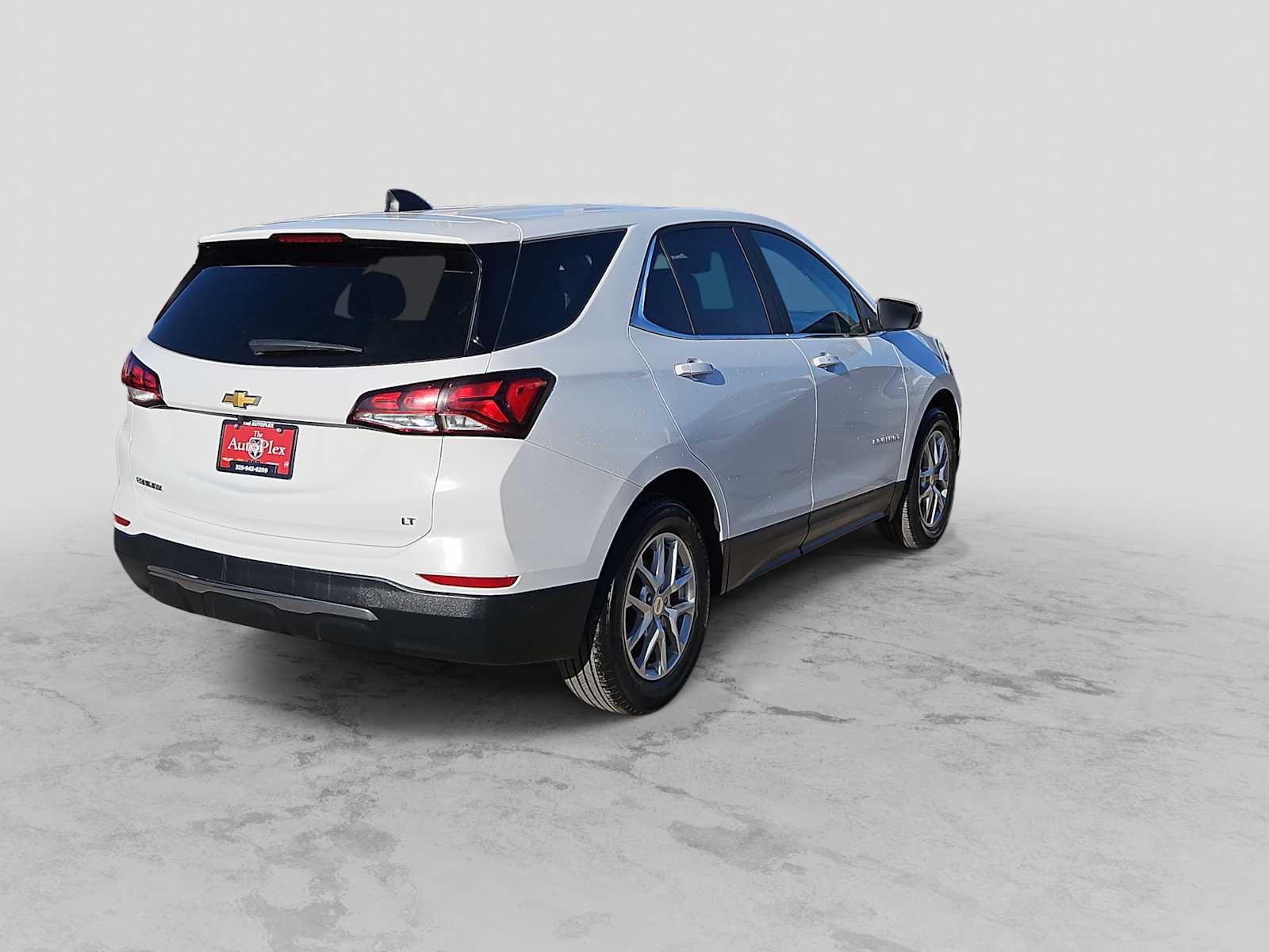 Thumbnail: 2023 Chevrolet Equinox - 8