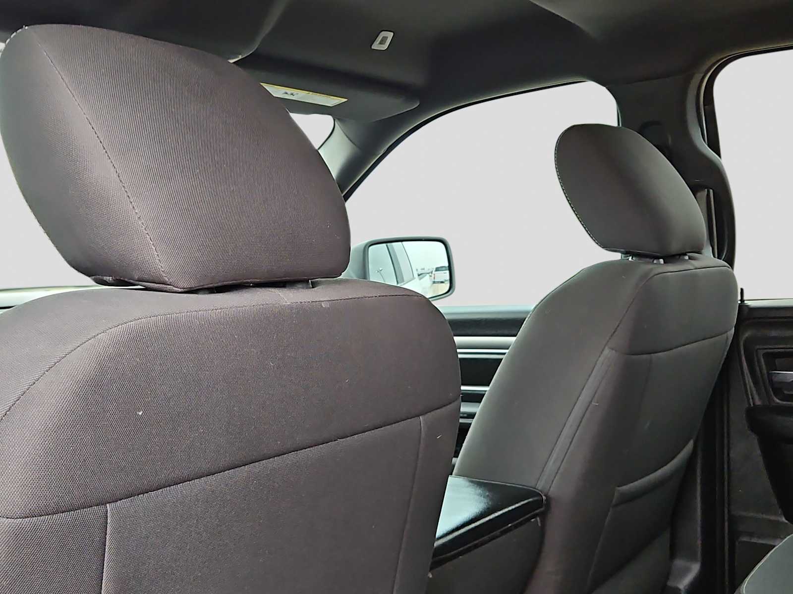 Thumbnail: 2022 RAM 1500 Classic - 16