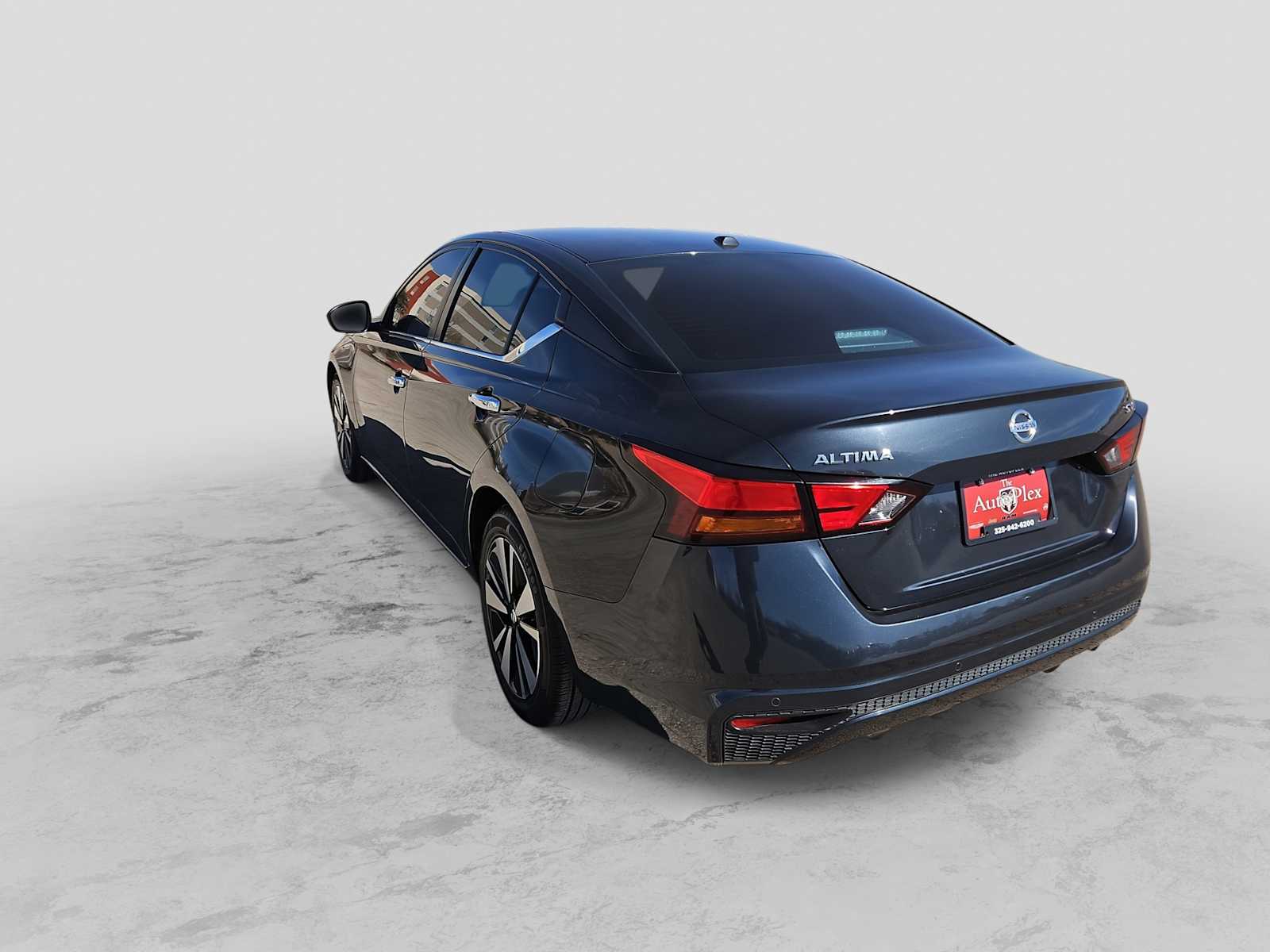 Thumbnail: 2022 Nissan Altima - 6