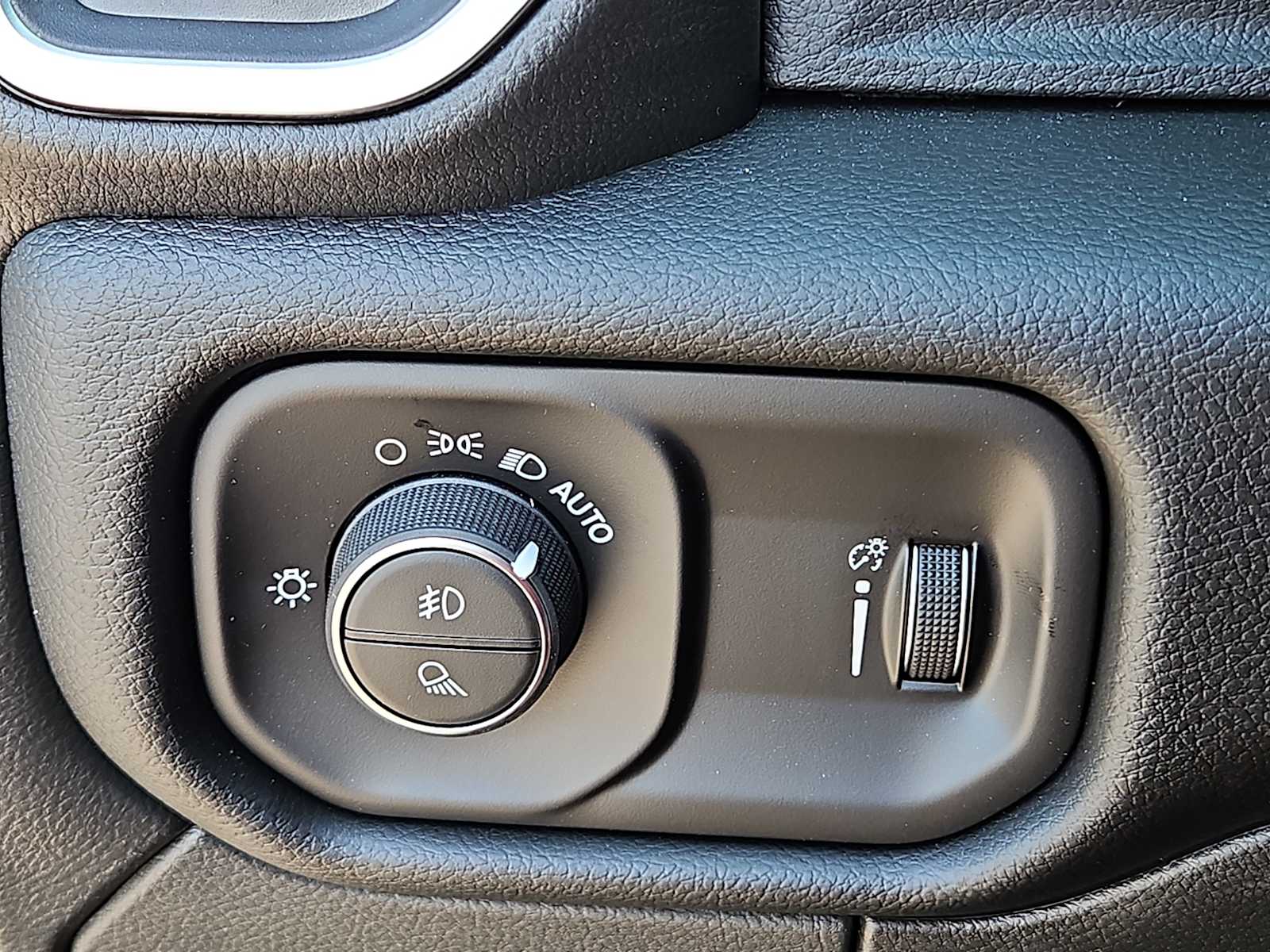 Thumbnail: 2026 RAM 3500 - 25