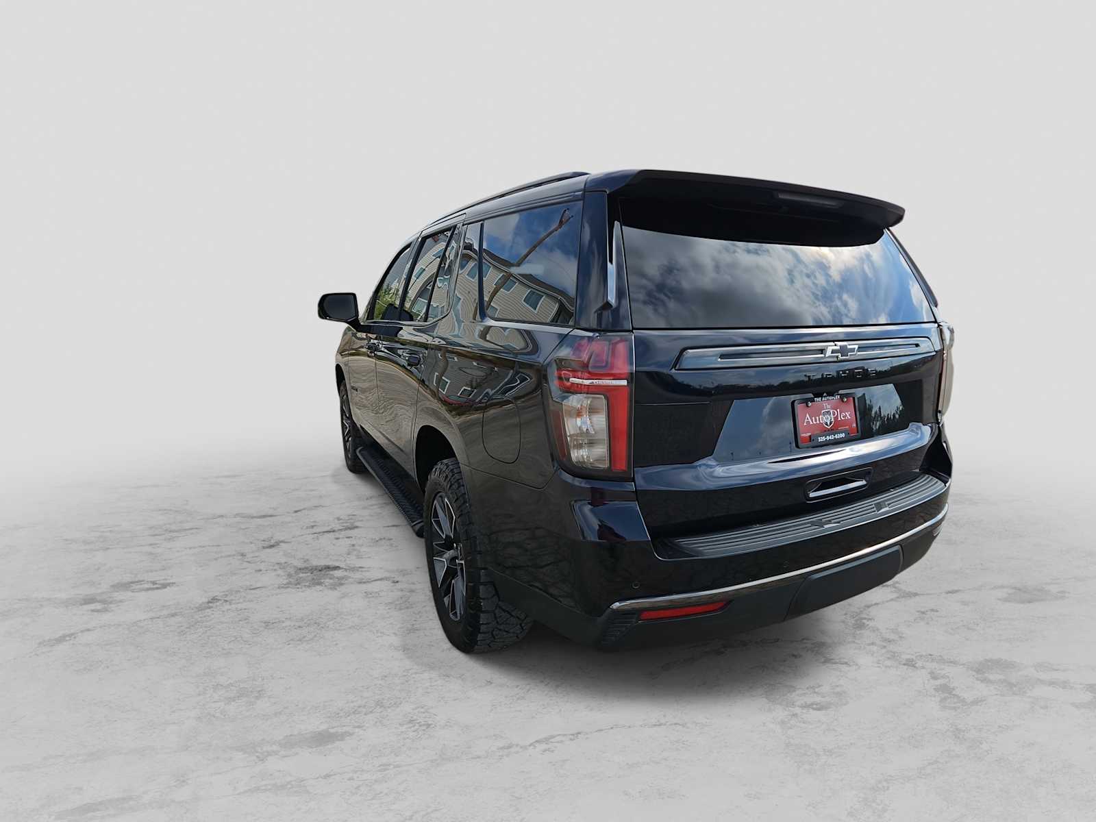 Thumbnail: 2022 Chevrolet Tahoe - 6