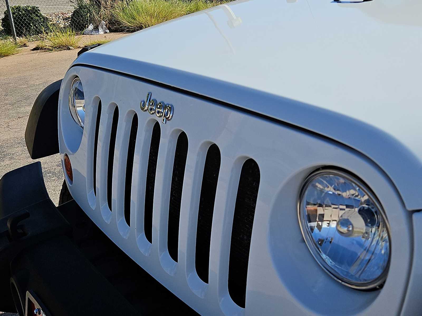 Thumbnail: 2011 Jeep Wrangler - 17