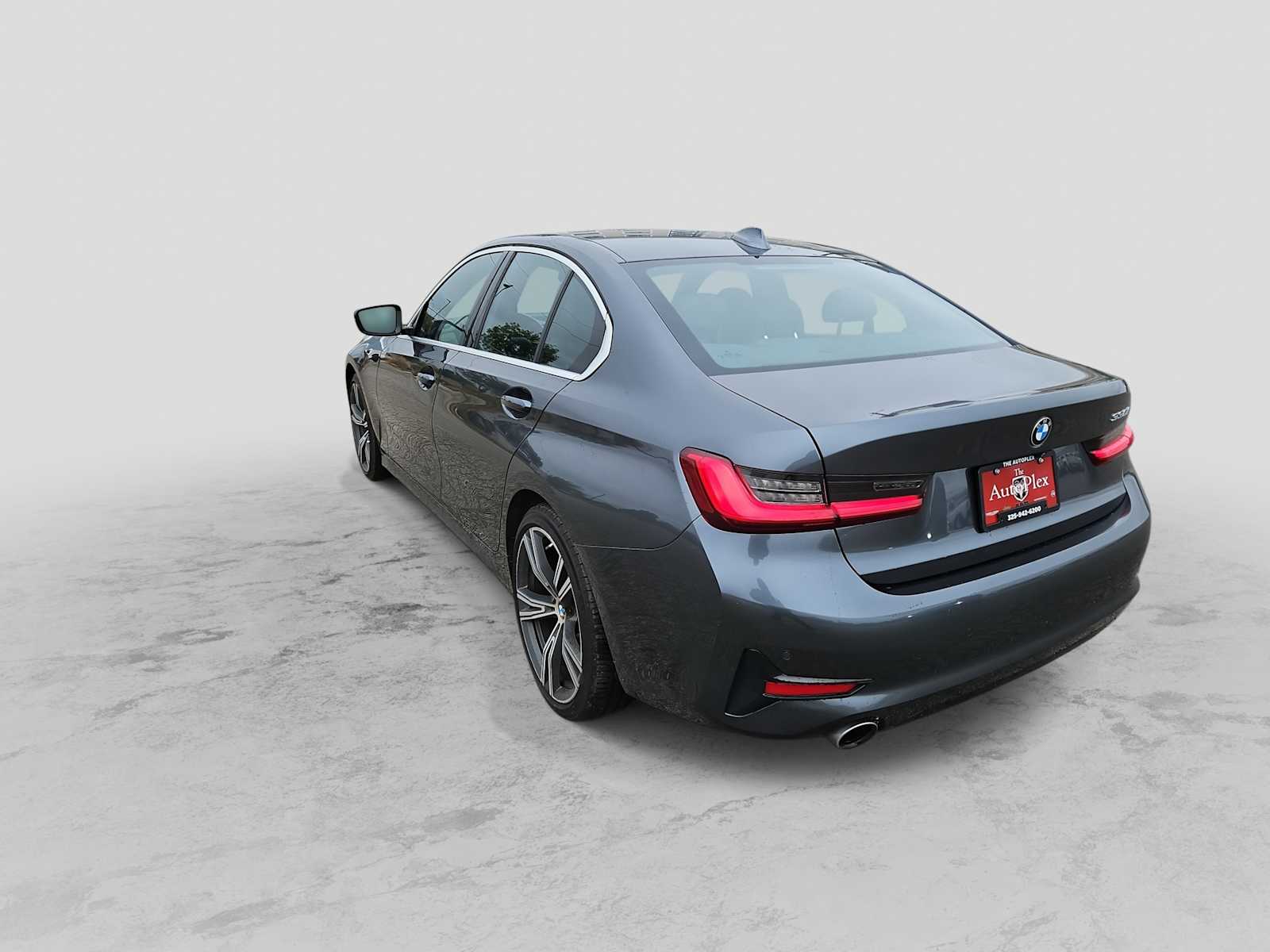 Thumbnail: 2021 BMW 3 Series - 6