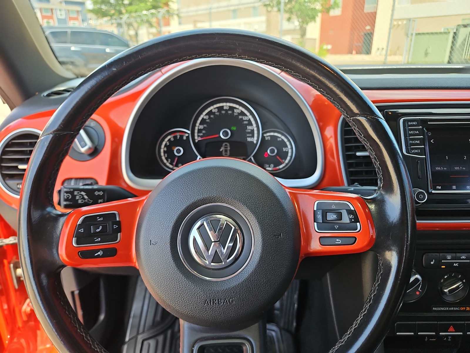 2016 Volkswagen Beetle SE 20