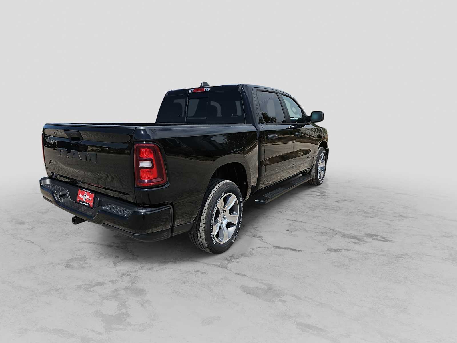 Thumbnail: 2026 RAM 1500 - 7