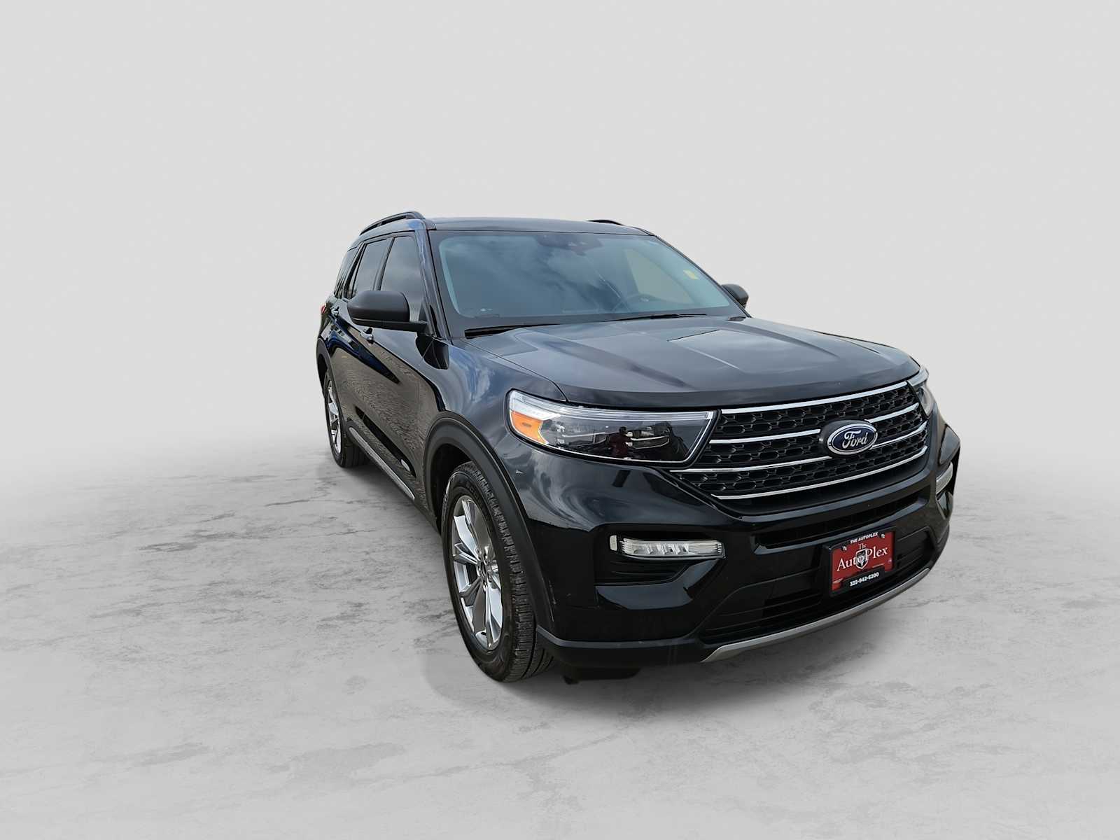 Thumbnail: 2022 Ford Explorer - 2